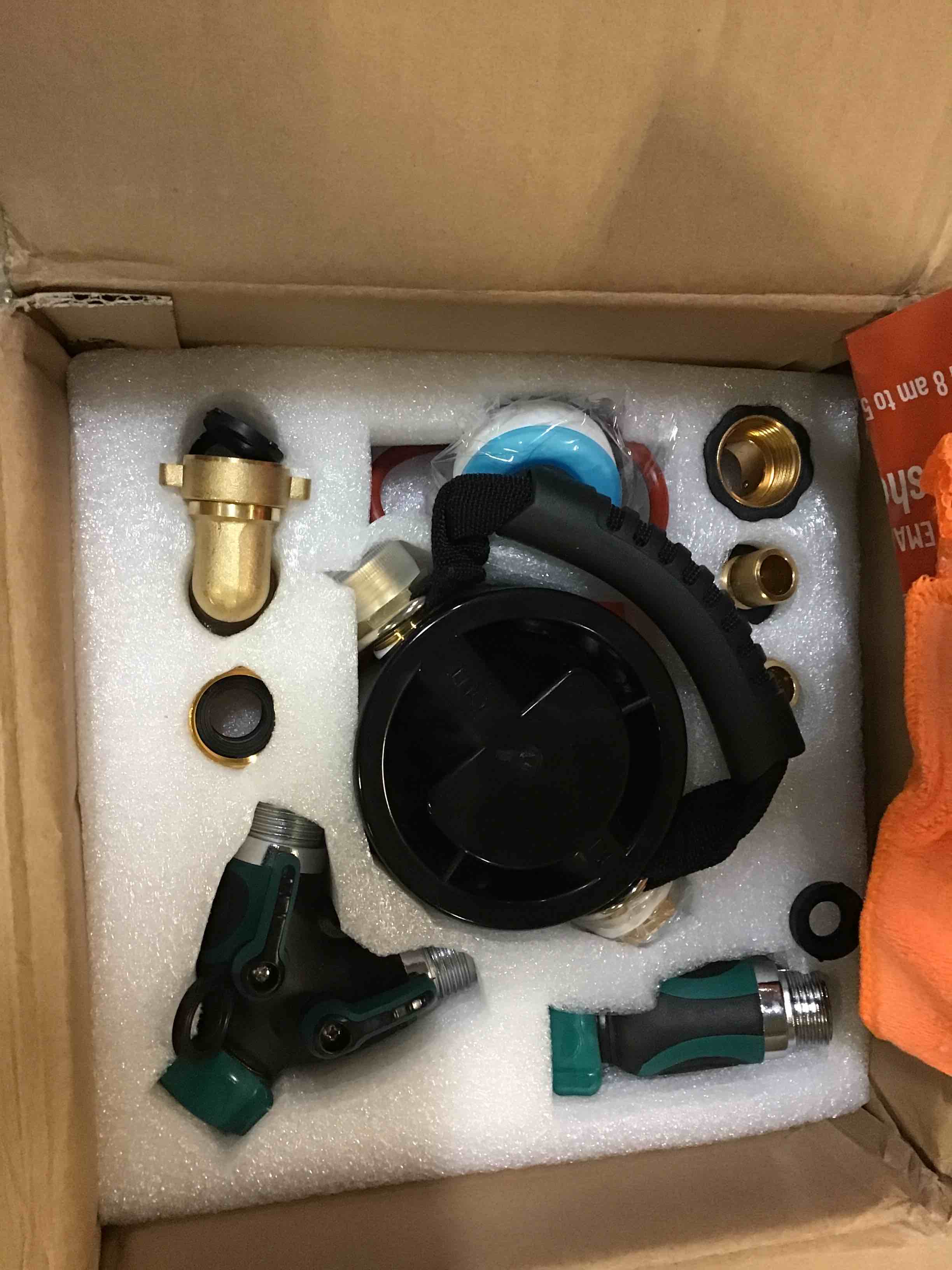 https://s3.amazonaws.com/lotting-images-prod/bidfta/RED5151422_1694183089149.jpeg