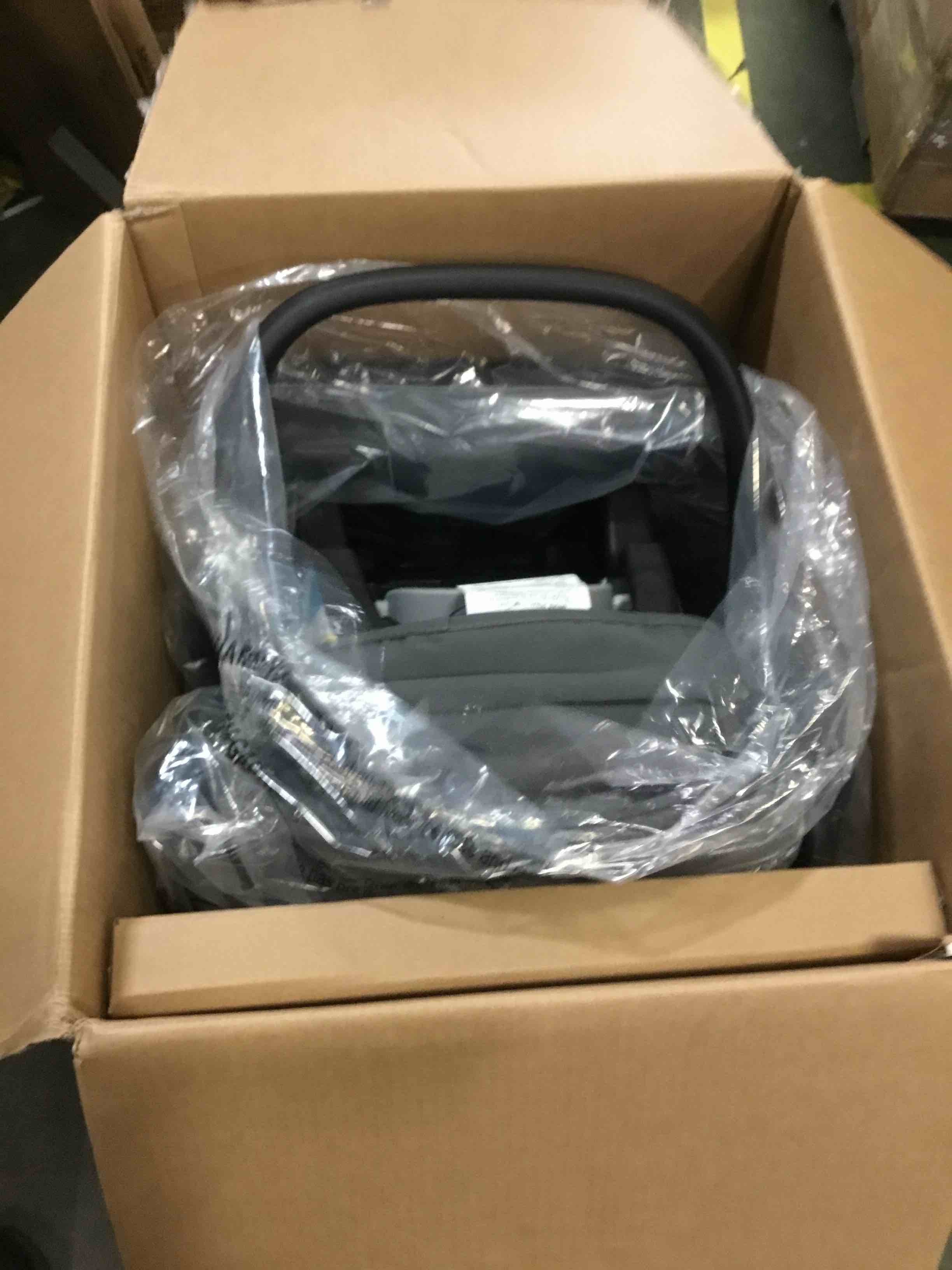 https://s3.amazonaws.com/lotting-images-prod/bidfta/RED5152968_1692971554889.jpeg