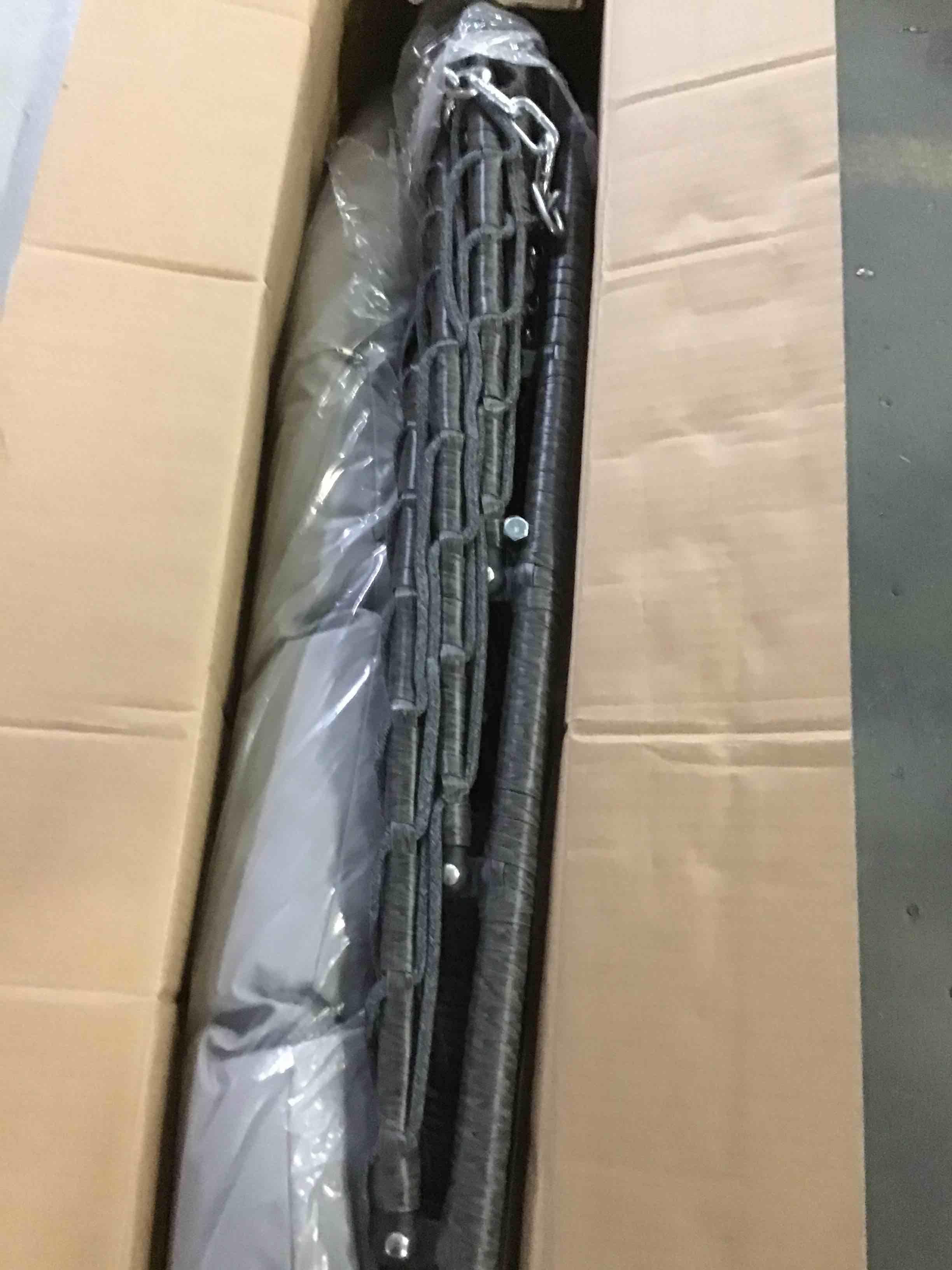 https://s3.amazonaws.com/lotting-images-prod/bidfta/RED5153602_1693575404147.jpeg