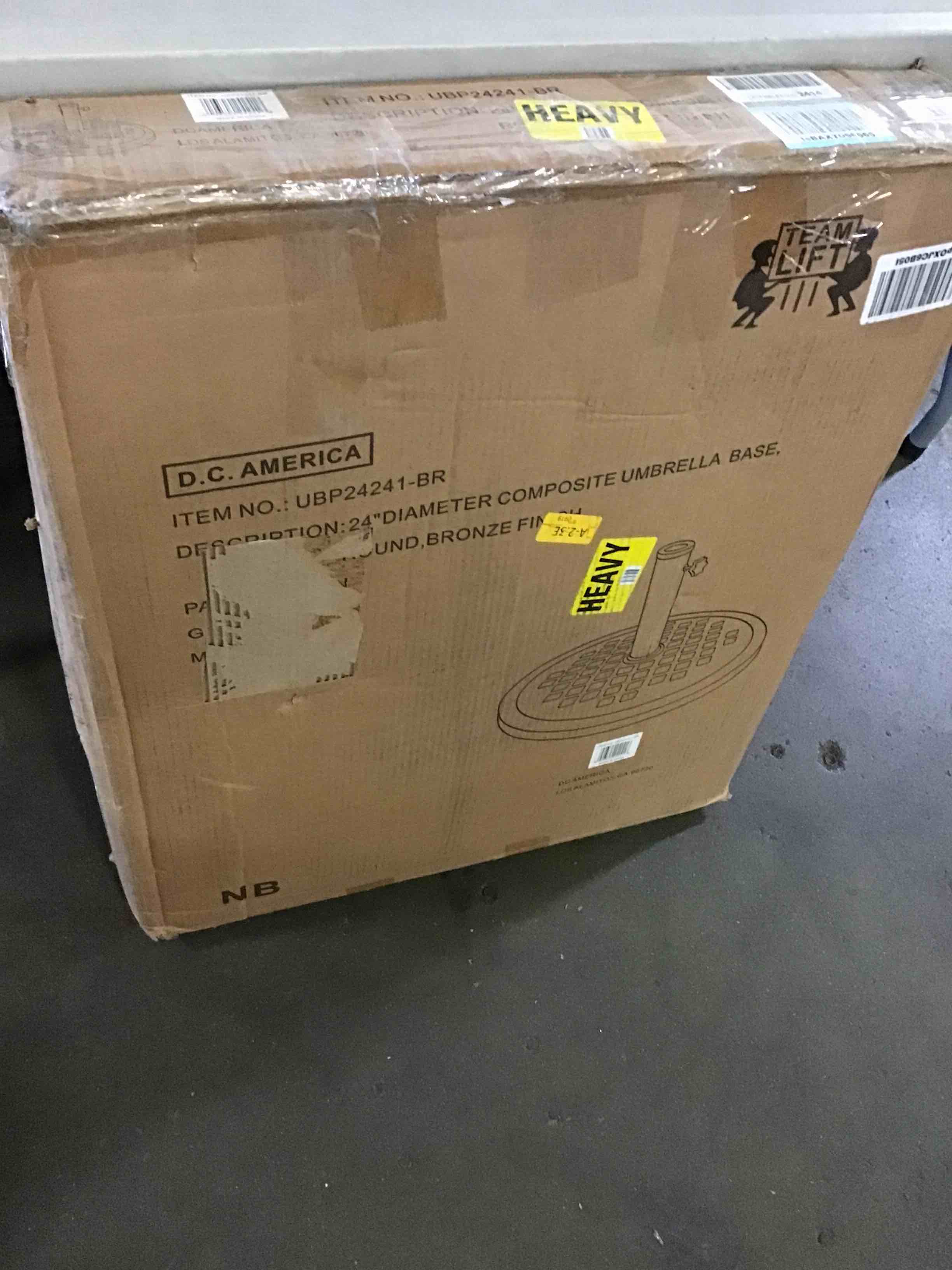 https://s3.amazonaws.com/lotting-images-prod/bidfta/RED5153612_1693578923658.jpeg