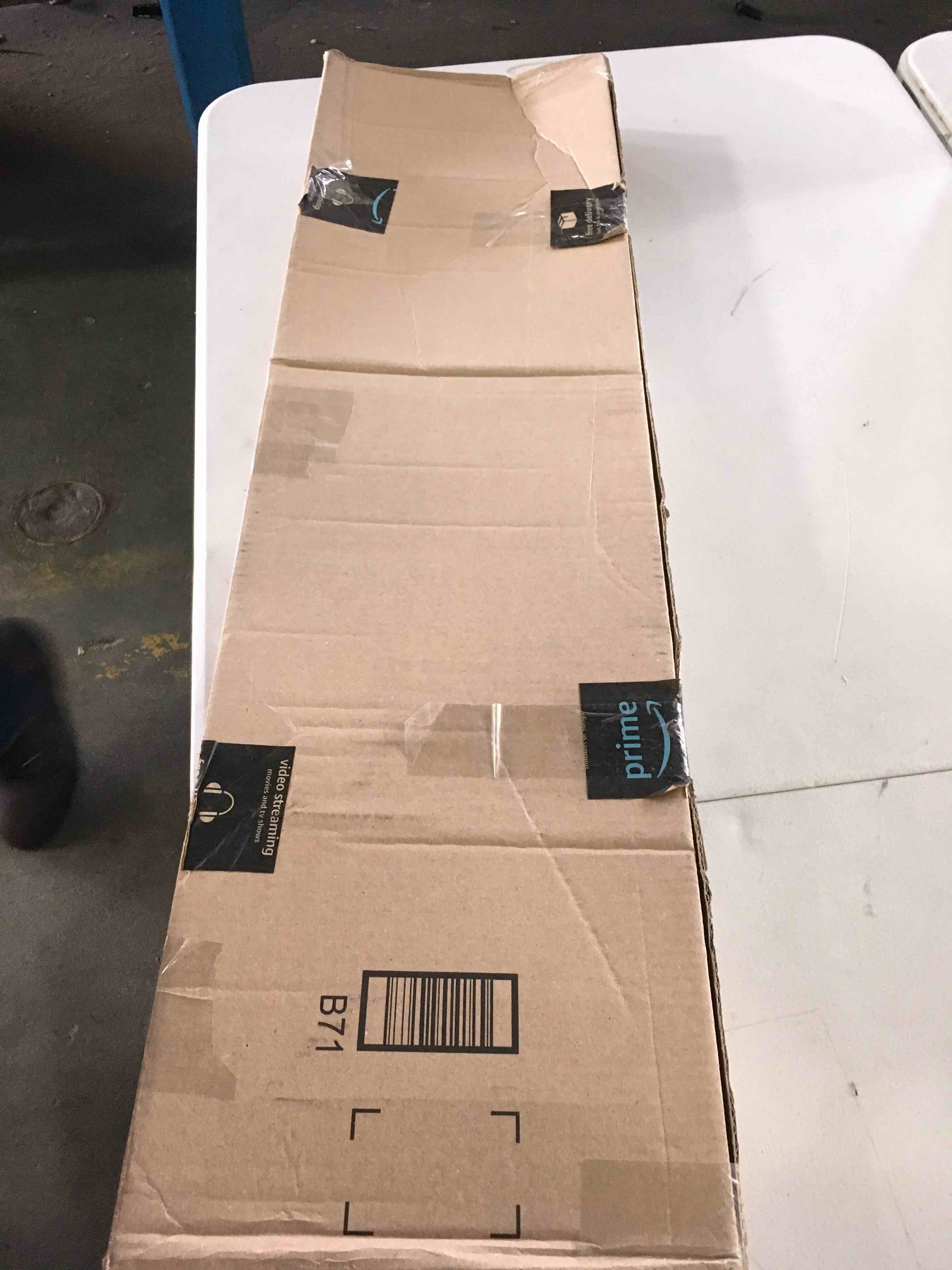 https://s3.amazonaws.com/lotting-images-prod/bidfta/RED5154141_1694434845812.jpeg