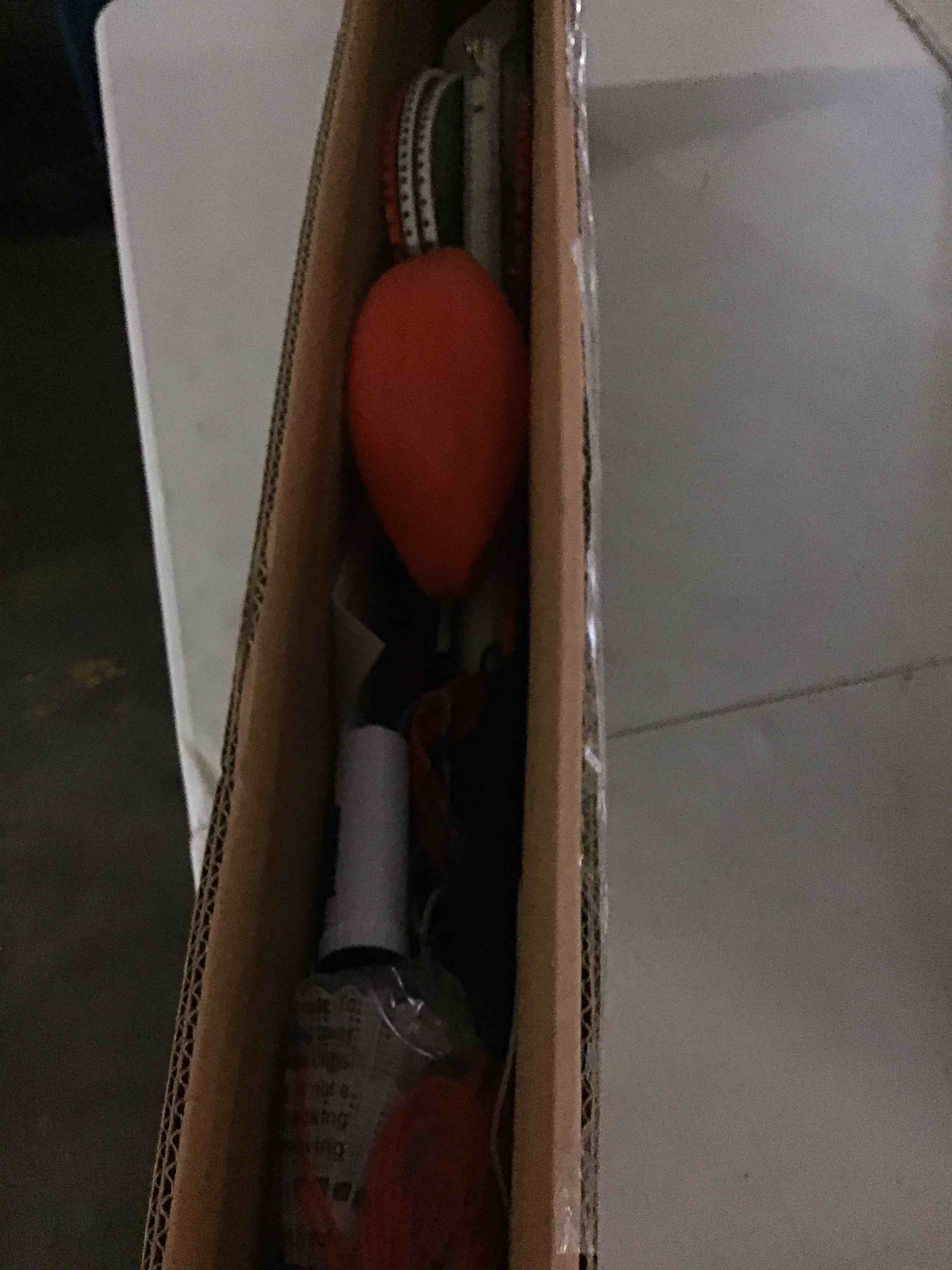 https://s3.amazonaws.com/lotting-images-prod/bidfta/RED5154345_1694543518675.jpeg