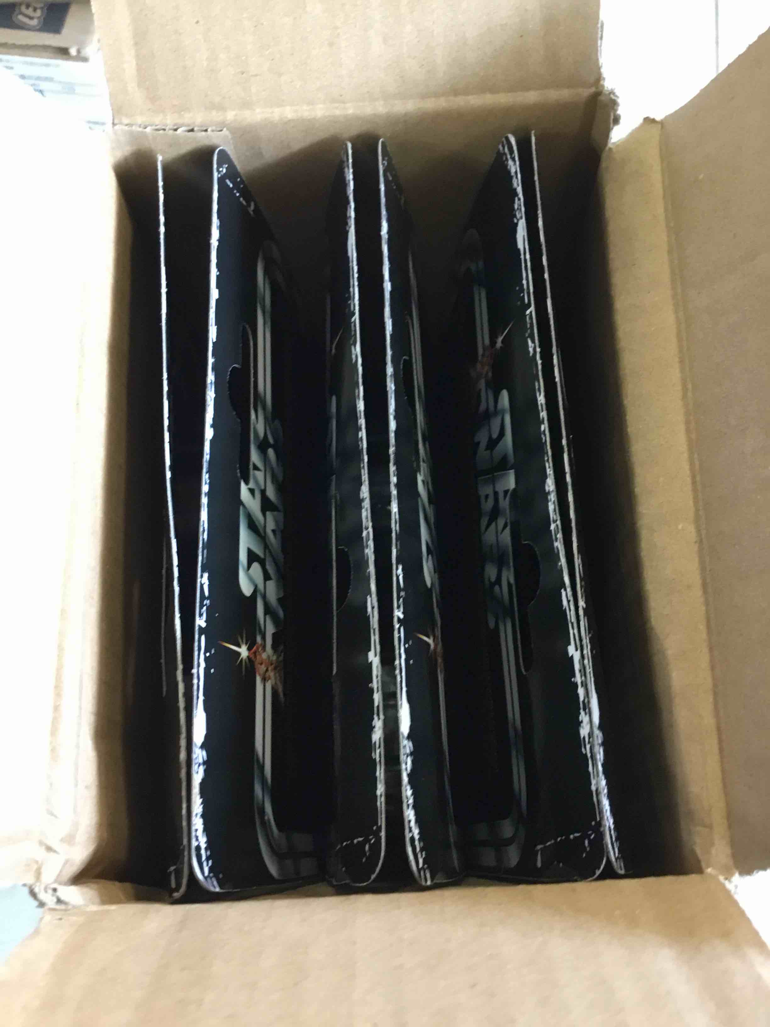 https://s3.amazonaws.com/lotting-images-prod/bidfta/RED5155178_1693327071454.jpeg