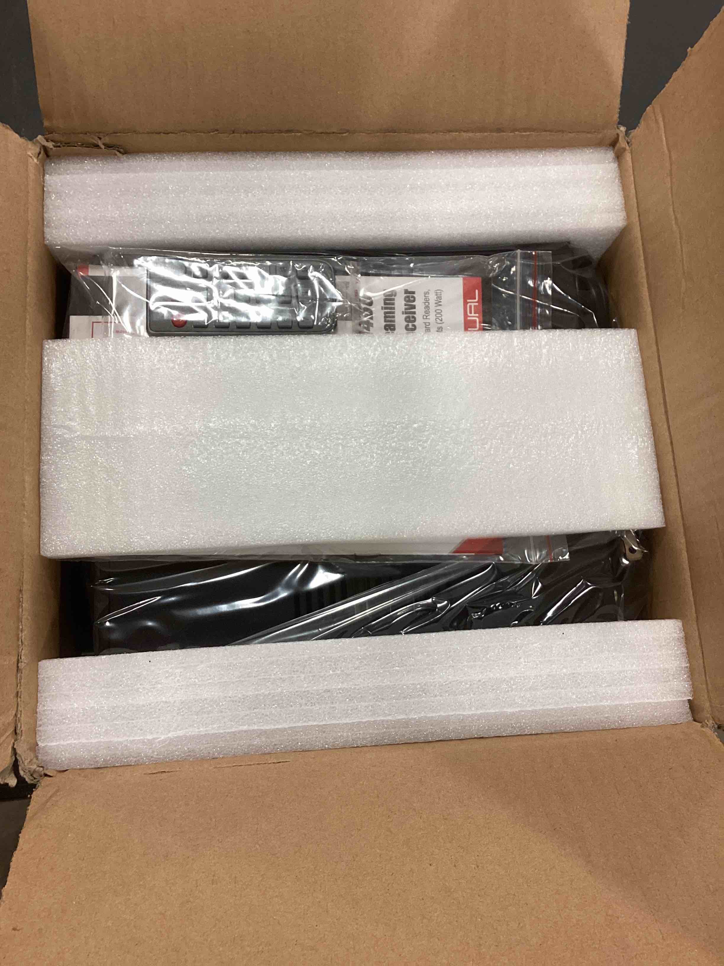 https://s3.amazonaws.com/lotting-images-prod/bidfta/RED5156190_1688571909137.jpeg