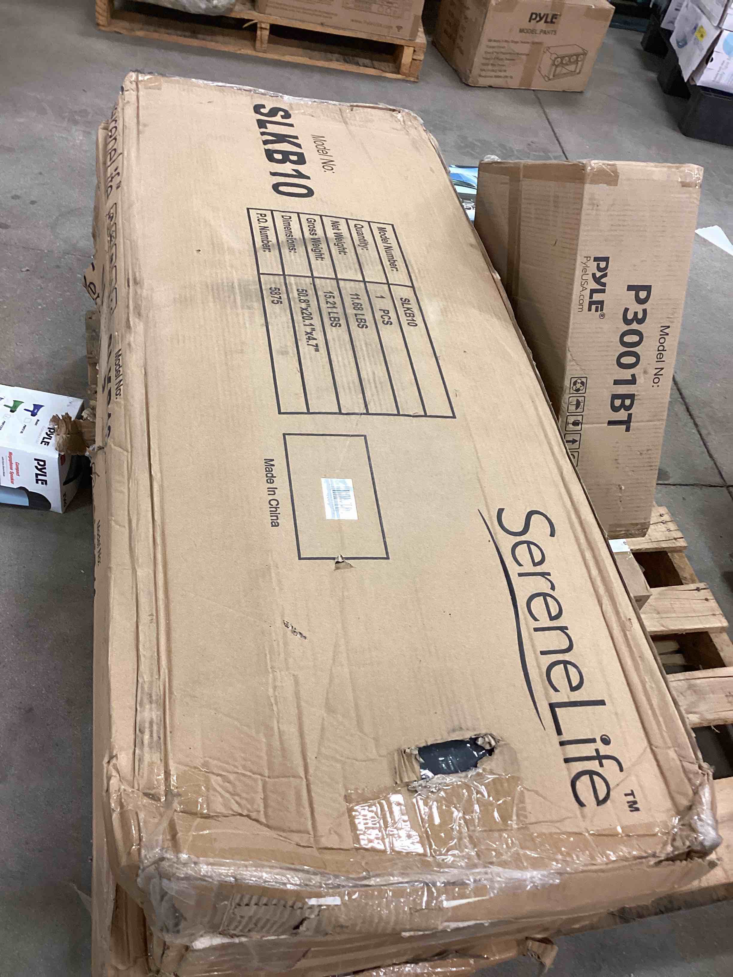 https://s3.amazonaws.com/lotting-images-prod/bidfta/RED5156662_1688740329904.jpeg