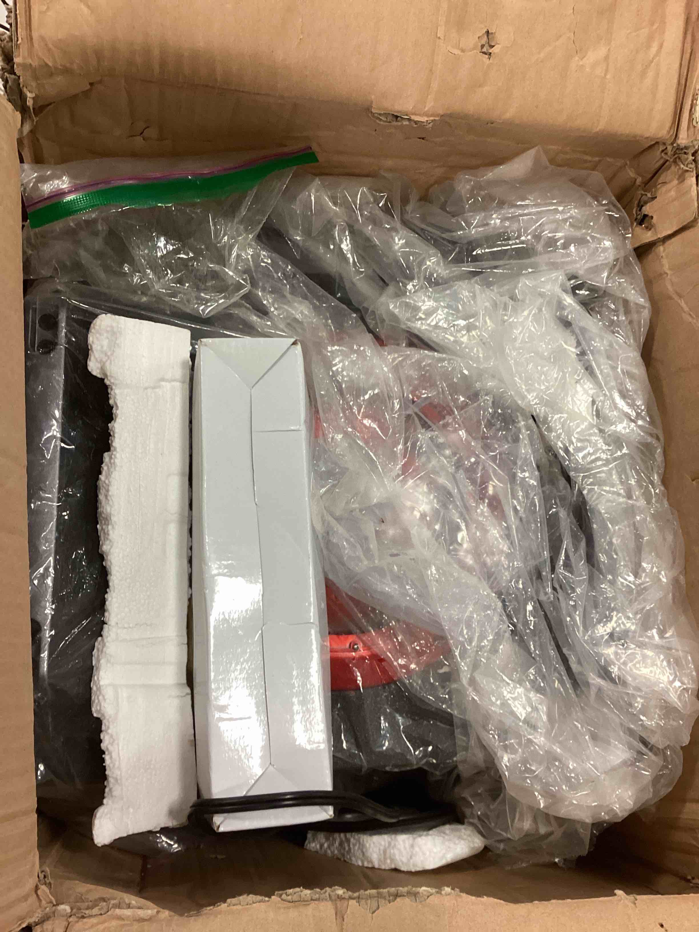 https://s3.amazonaws.com/lotting-images-prod/bidfta/RED5156858_1688994648626.jpeg