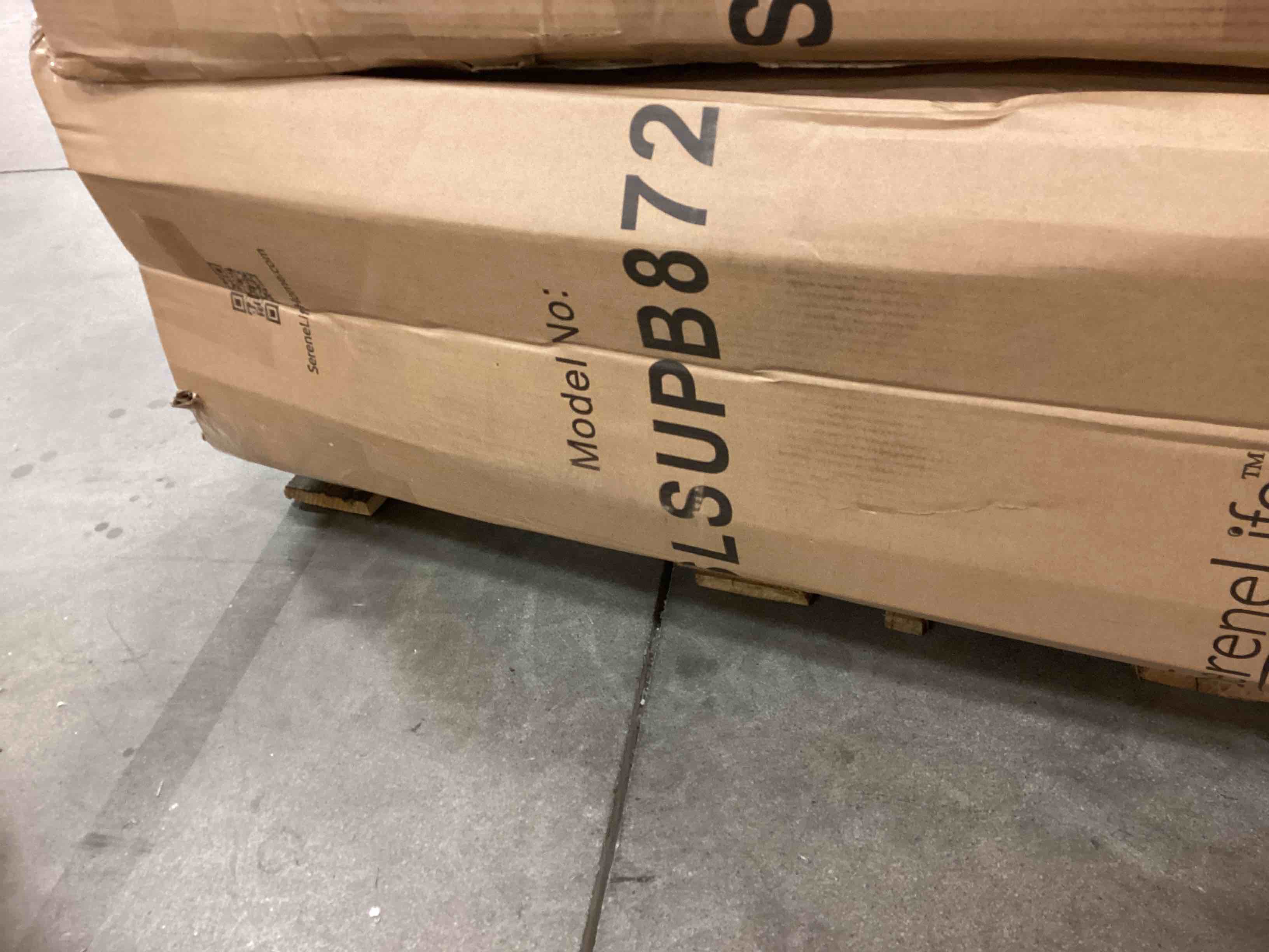 https://s3.amazonaws.com/lotting-images-prod/bidfta/RED5156903_1689002699792.jpeg
