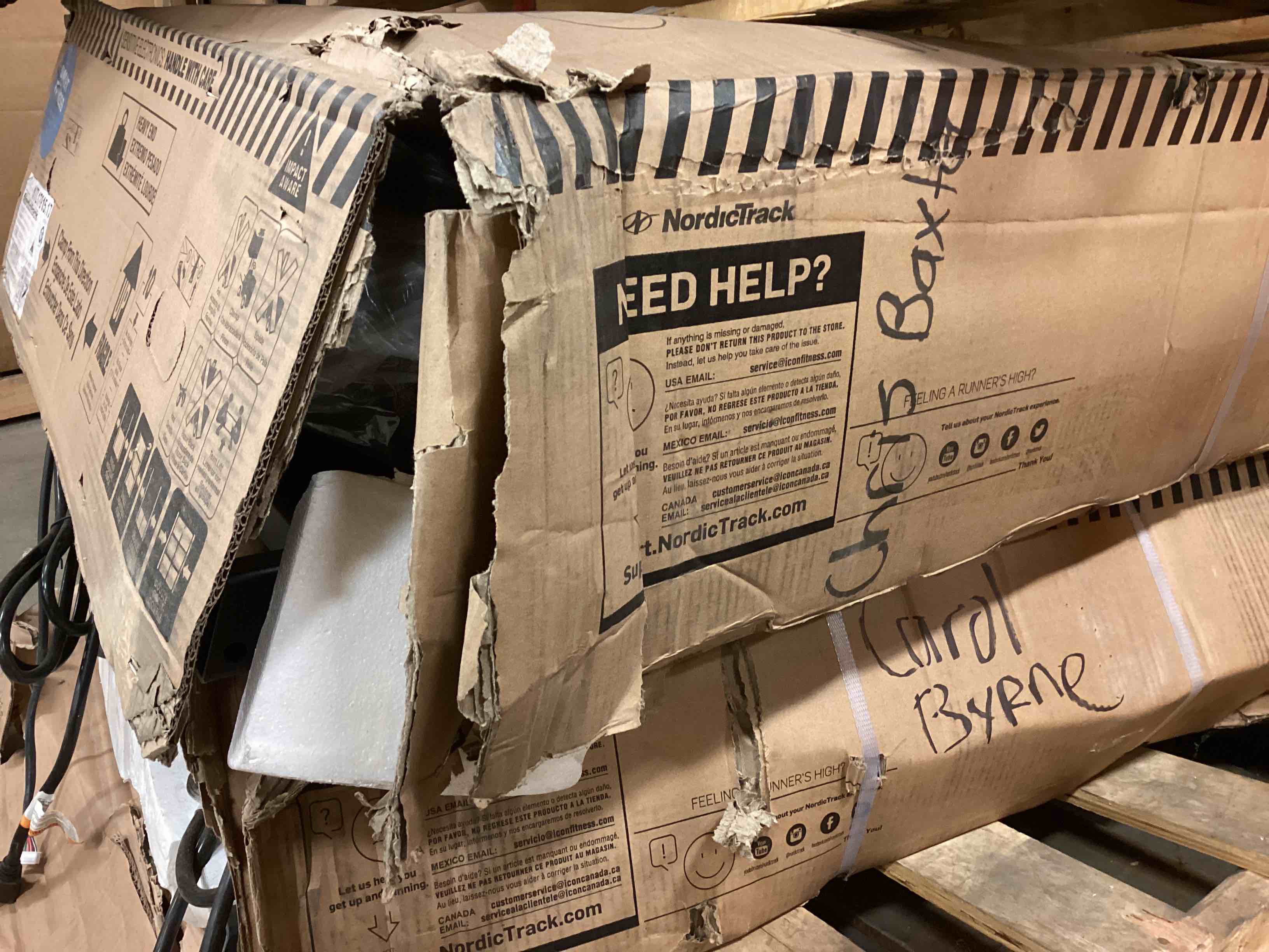 https://s3.amazonaws.com/lotting-images-prod/bidfta/RED5157004_1689093684828.jpeg