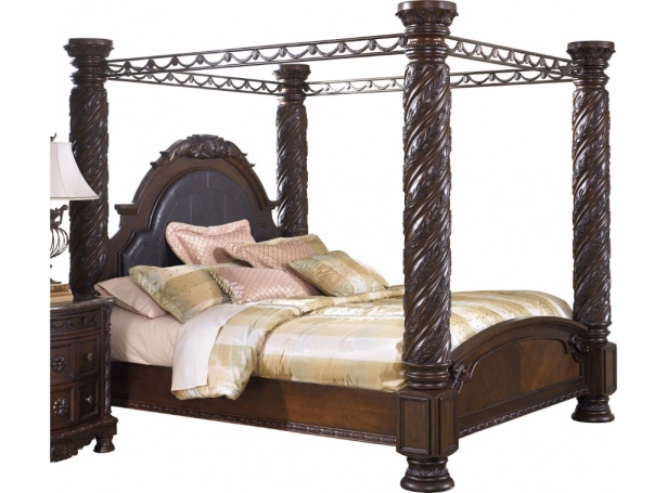 North Shore King Canopy Bed in Dark Wood