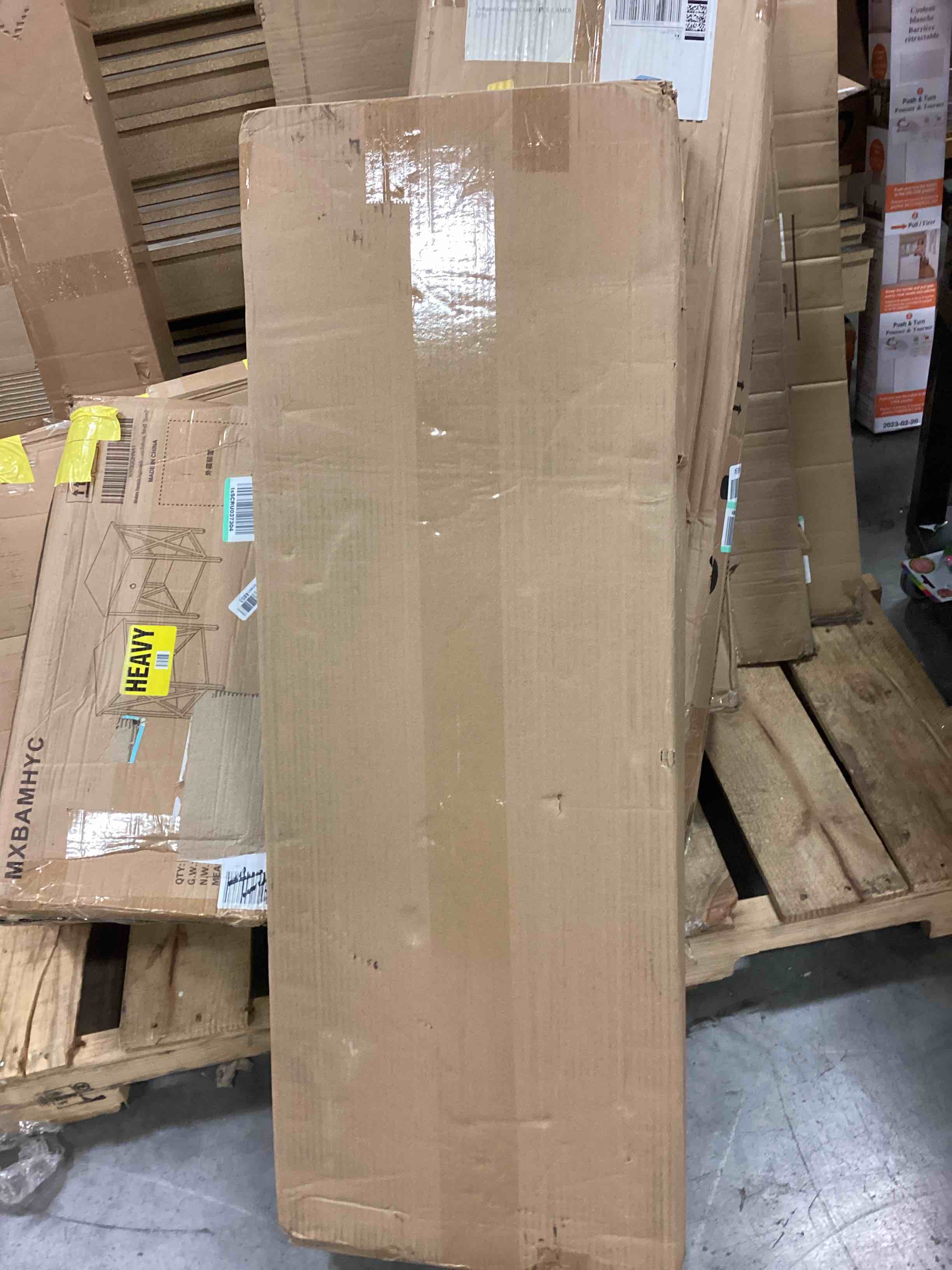 https://s3.amazonaws.com/lotting-images-prod/bidfta/RED5159829_1695669172927.jpeg