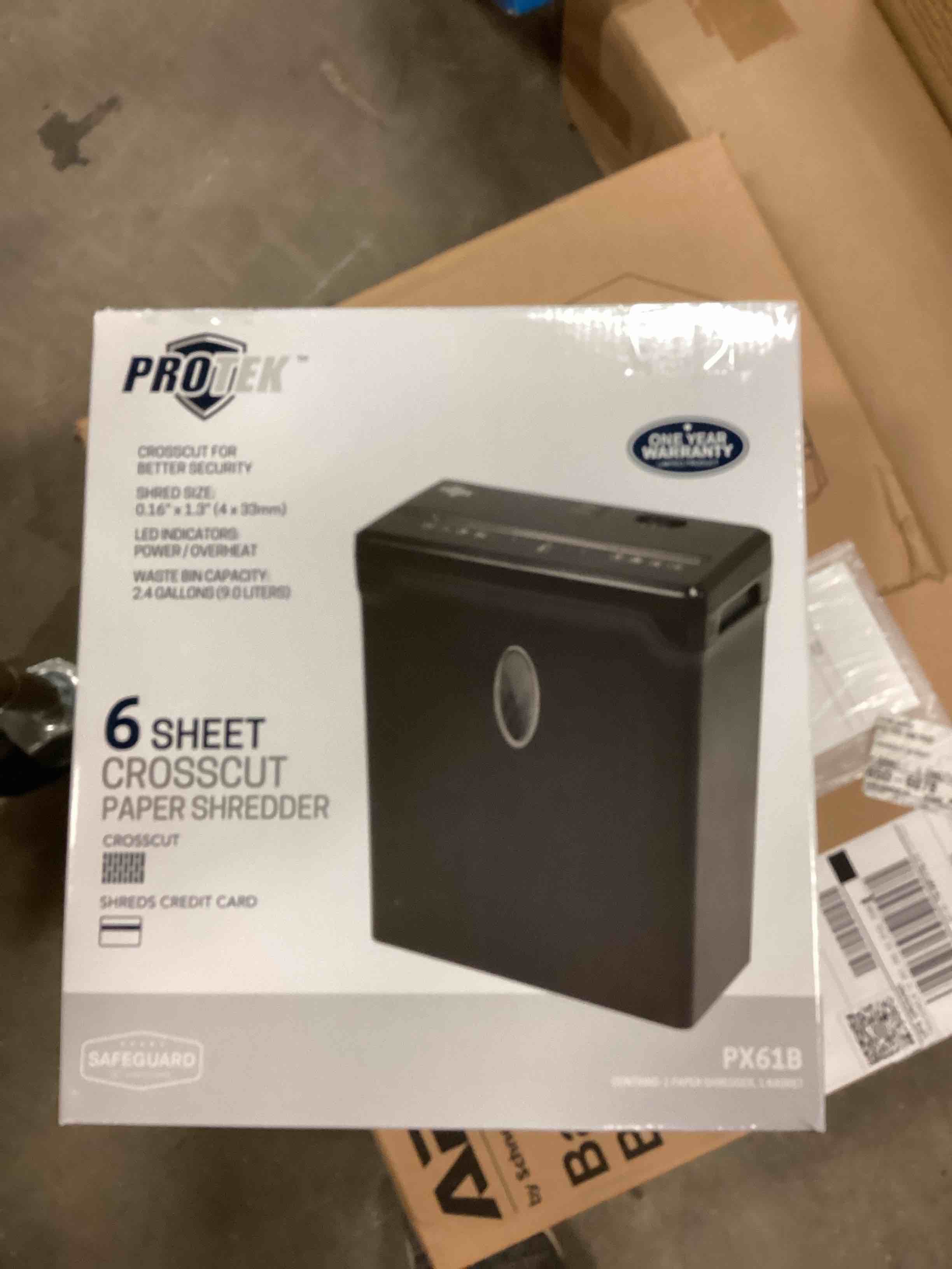 https://s3.amazonaws.com/lotting-images-prod/bidfta/RED5160119_1715352836222.jpeg
