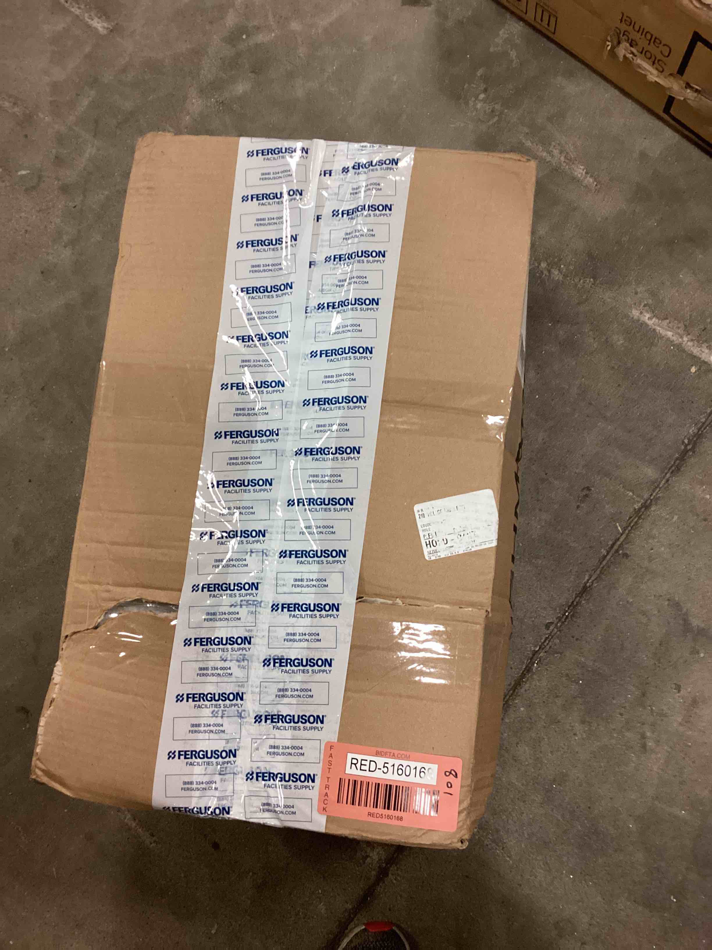 https://s3.amazonaws.com/lotting-images-prod/bidfta/RED5160168_1715369294564.jpeg