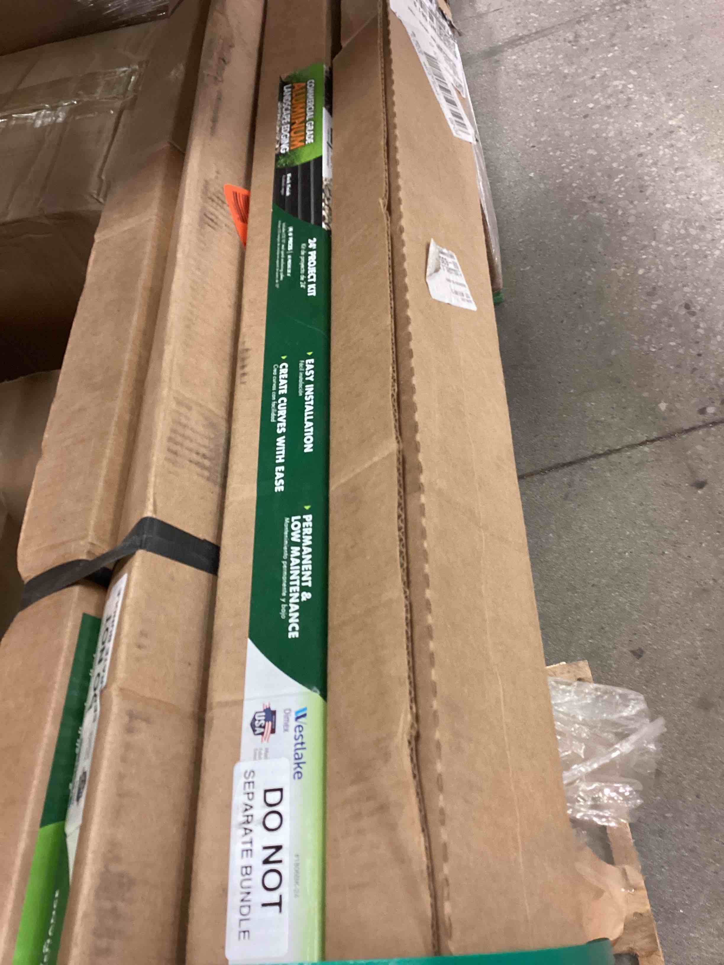 https://s3.amazonaws.com/lotting-images-prod/bidfta/RED5167193_1691519462841.jpeg
