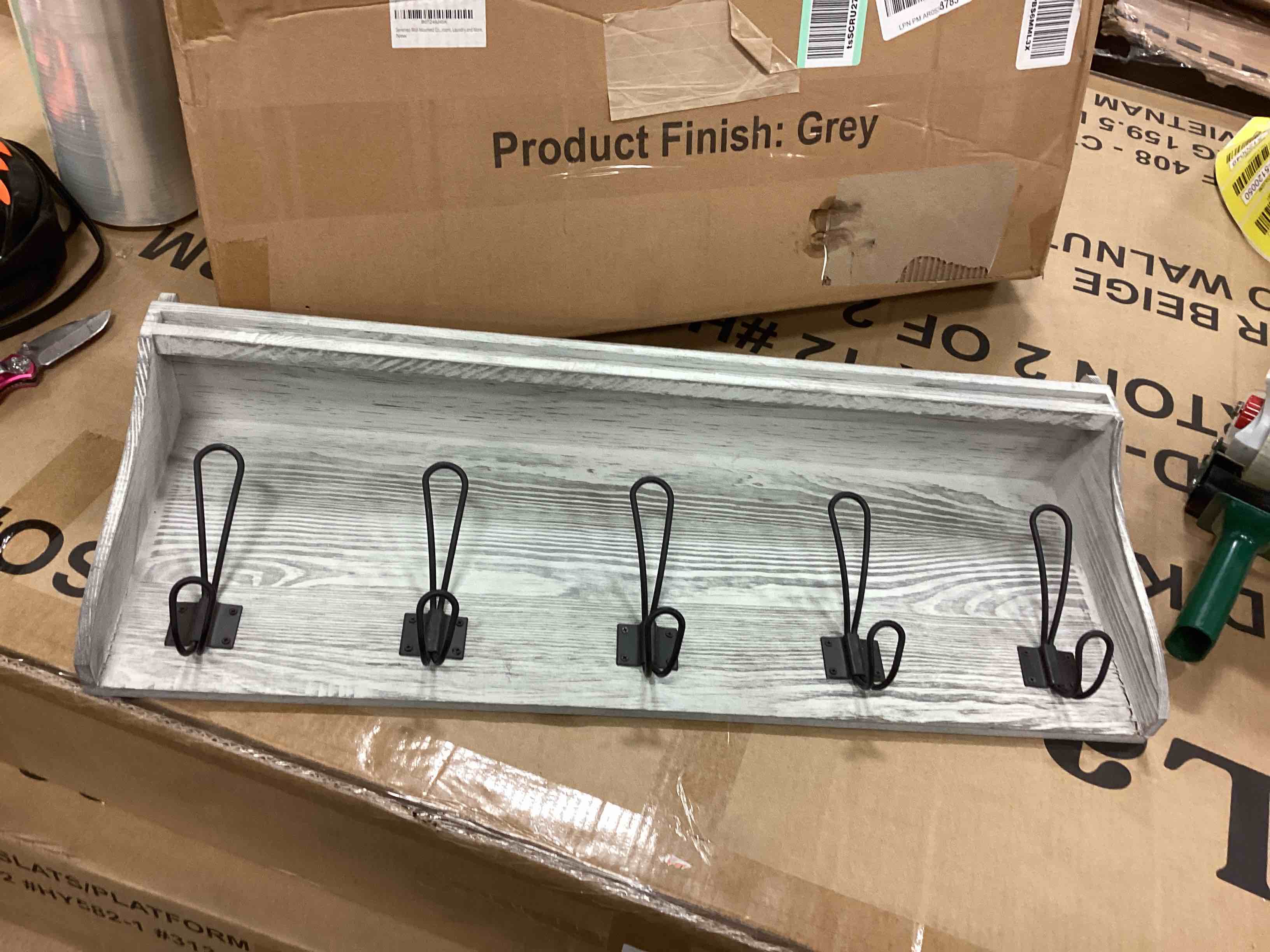 https://s3.amazonaws.com/lotting-images-prod/bidfta/RED5167629_1692043769109.jpeg