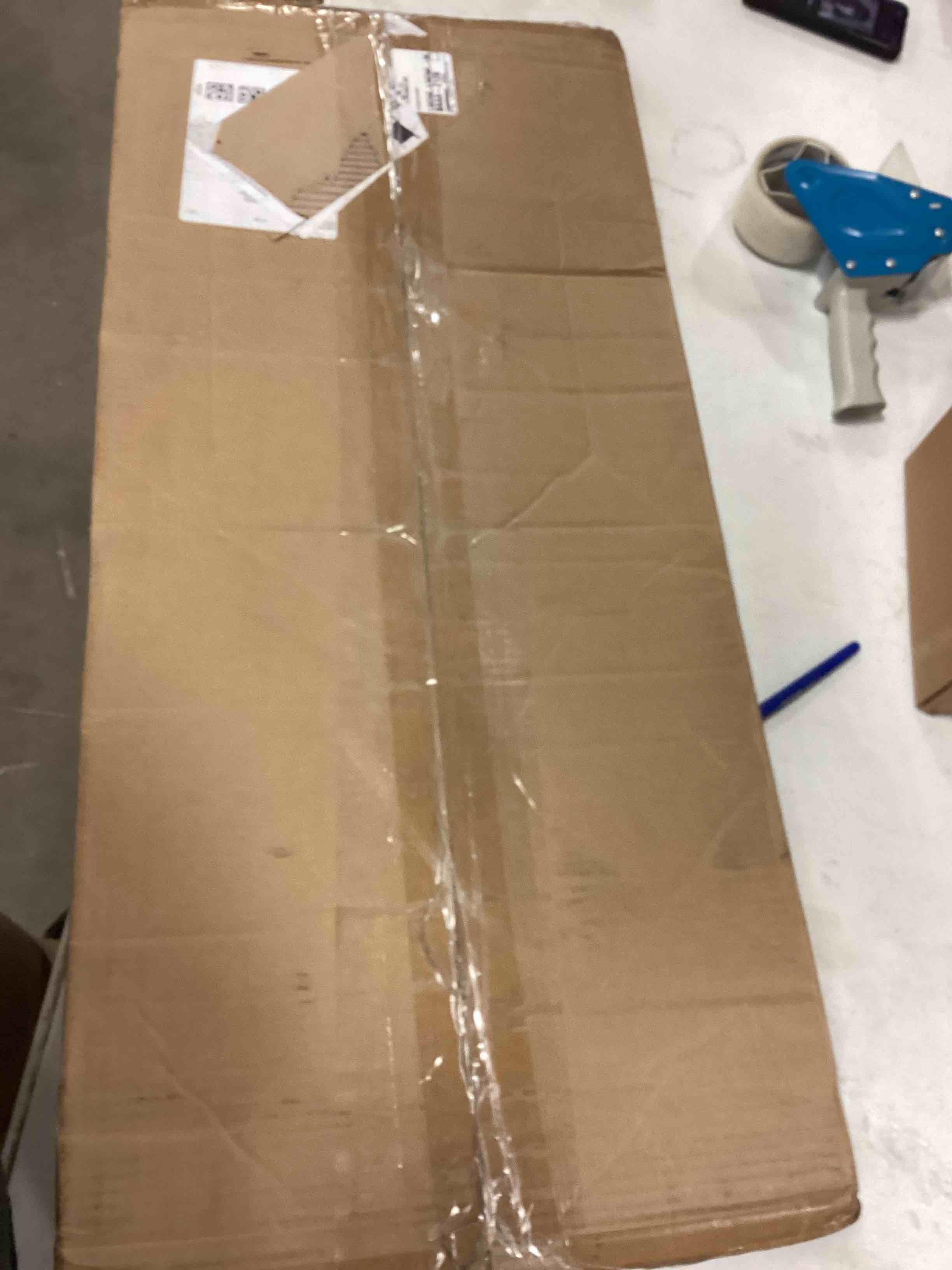 https://s3.amazonaws.com/lotting-images-prod/bidfta/RED5167727_1692648903051.jpeg