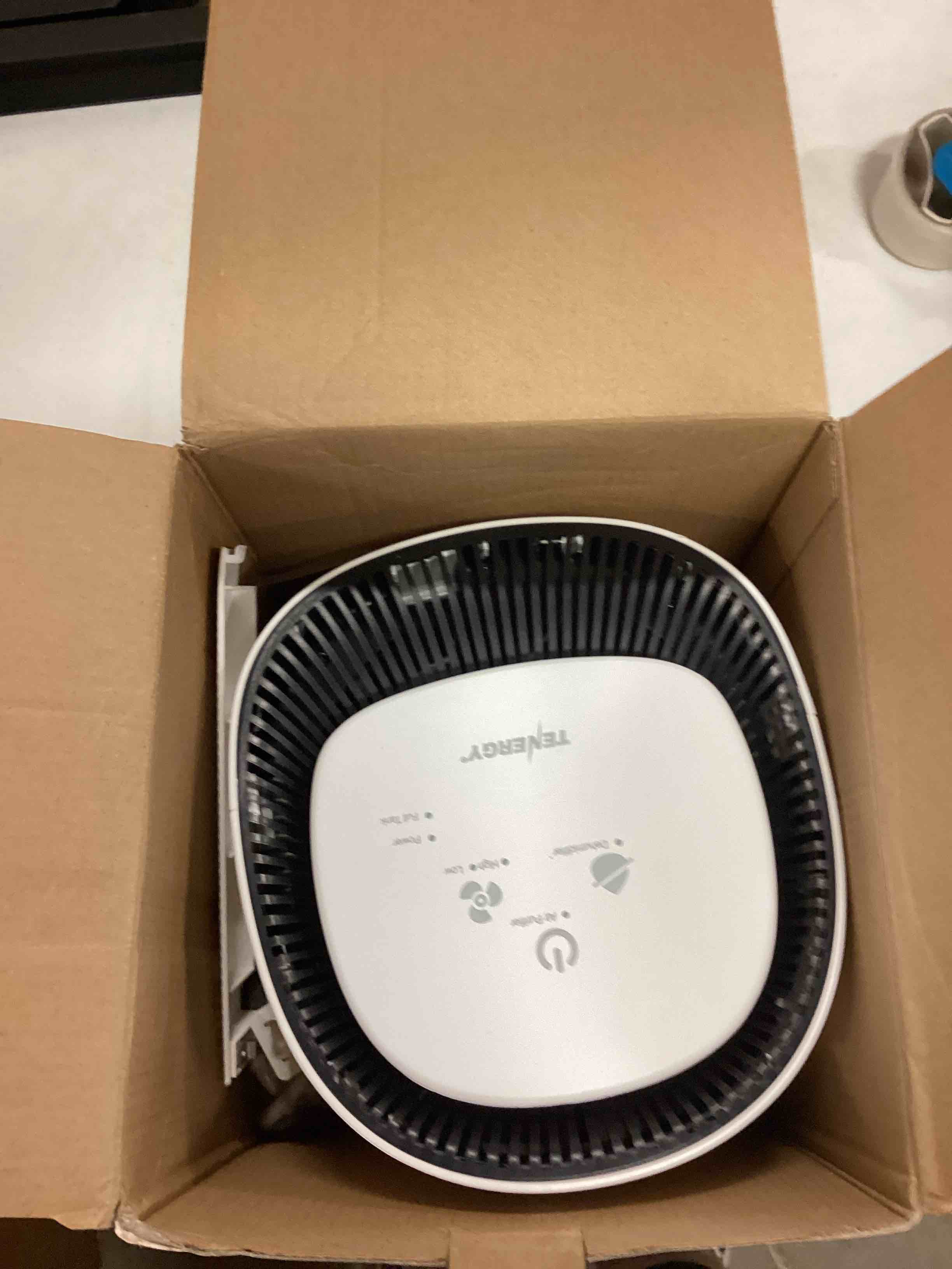 https://s3.amazonaws.com/lotting-images-prod/bidfta/RED5167742_1692714378260.jpeg