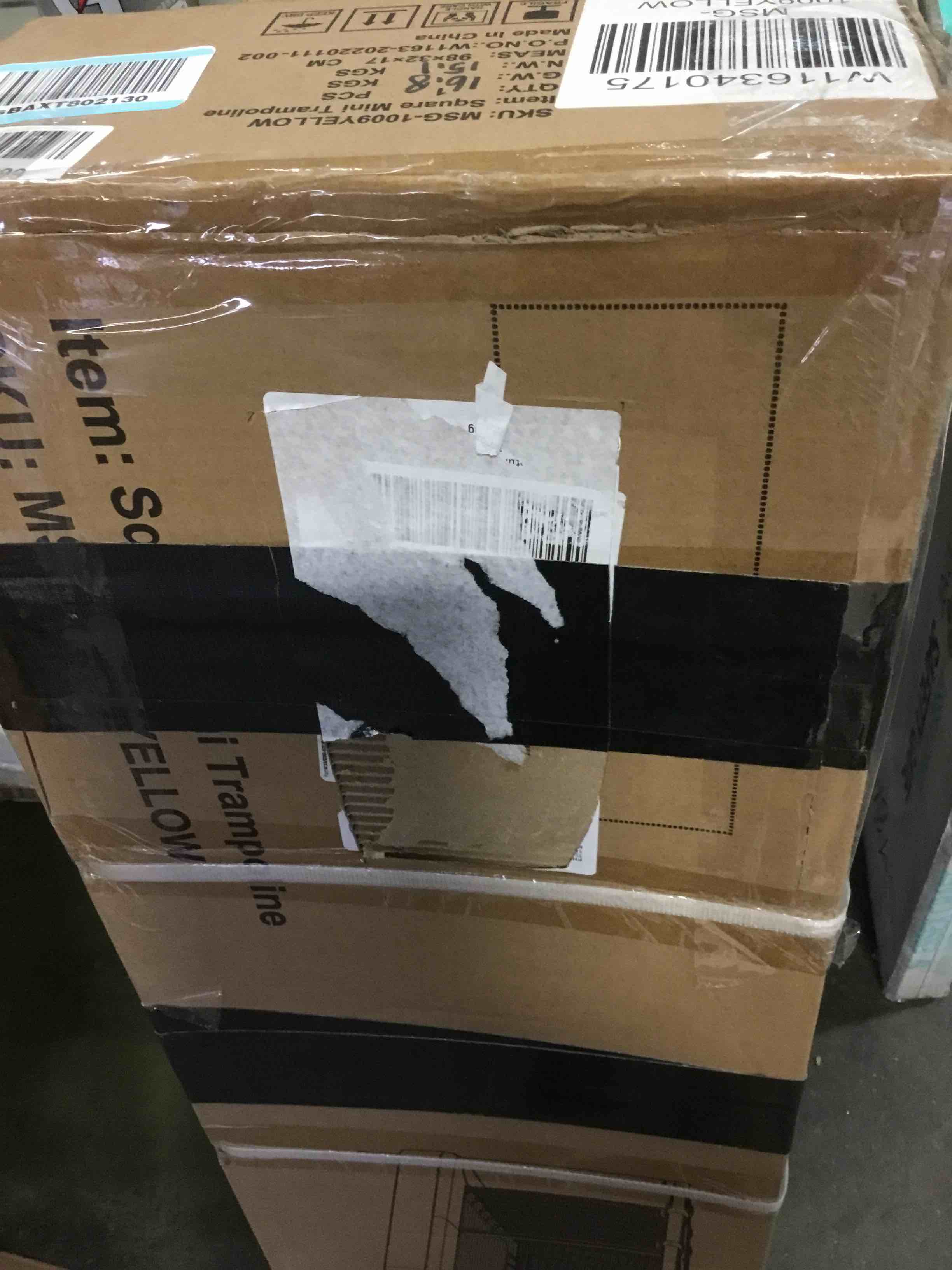 https://s3.amazonaws.com/lotting-images-prod/bidfta/RED5168508_1686684837905.jpeg
