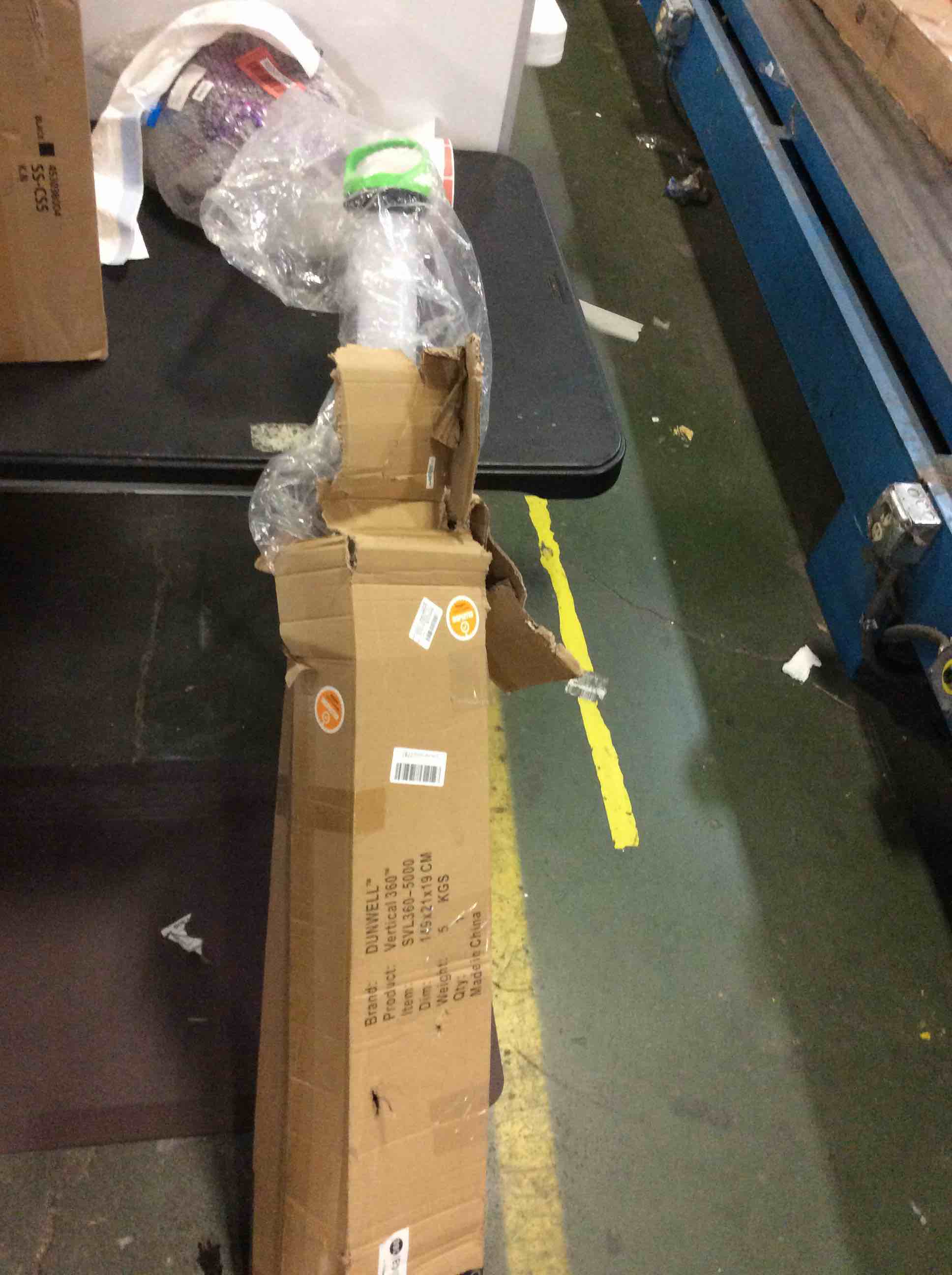 https://s3.amazonaws.com/lotting-images-prod/bidfta/RED5173991_1686577098177.jpeg