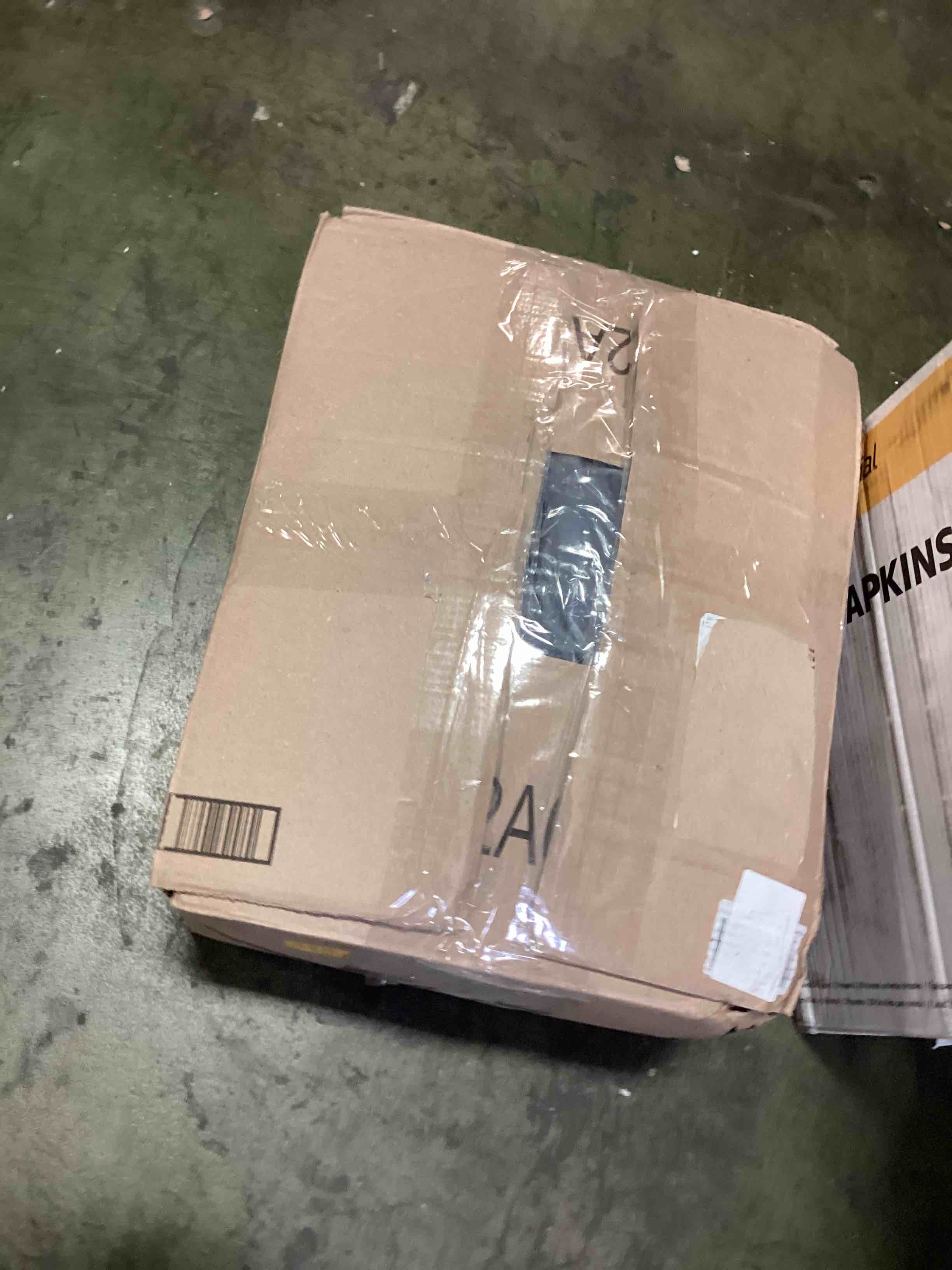 https://s3.amazonaws.com/lotting-images-prod/bidfta/RED5174228_1687186066340.jpeg