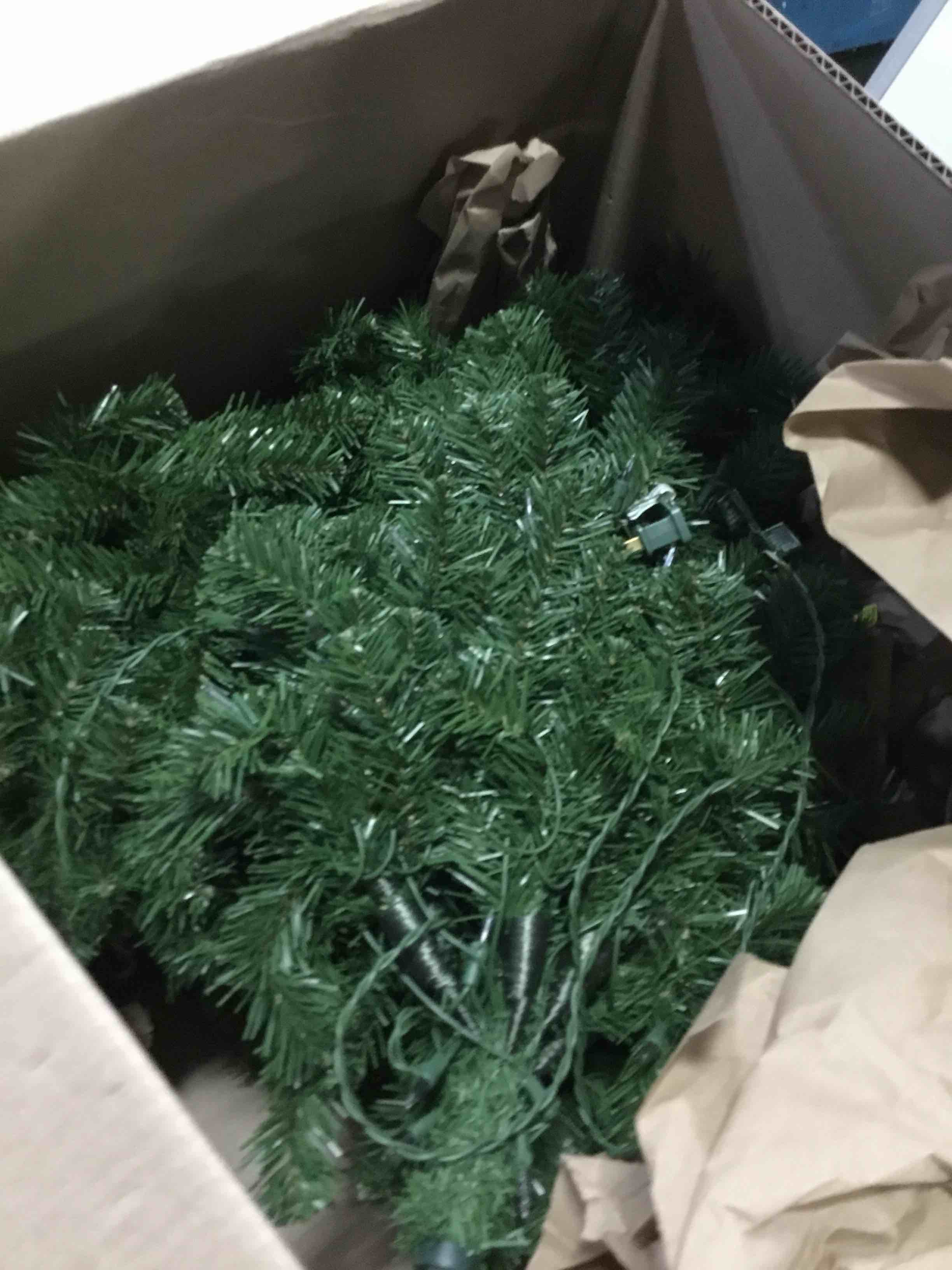 https://s3.amazonaws.com/lotting-images-prod/bidfta/RED5175412_1688649394340.jpeg