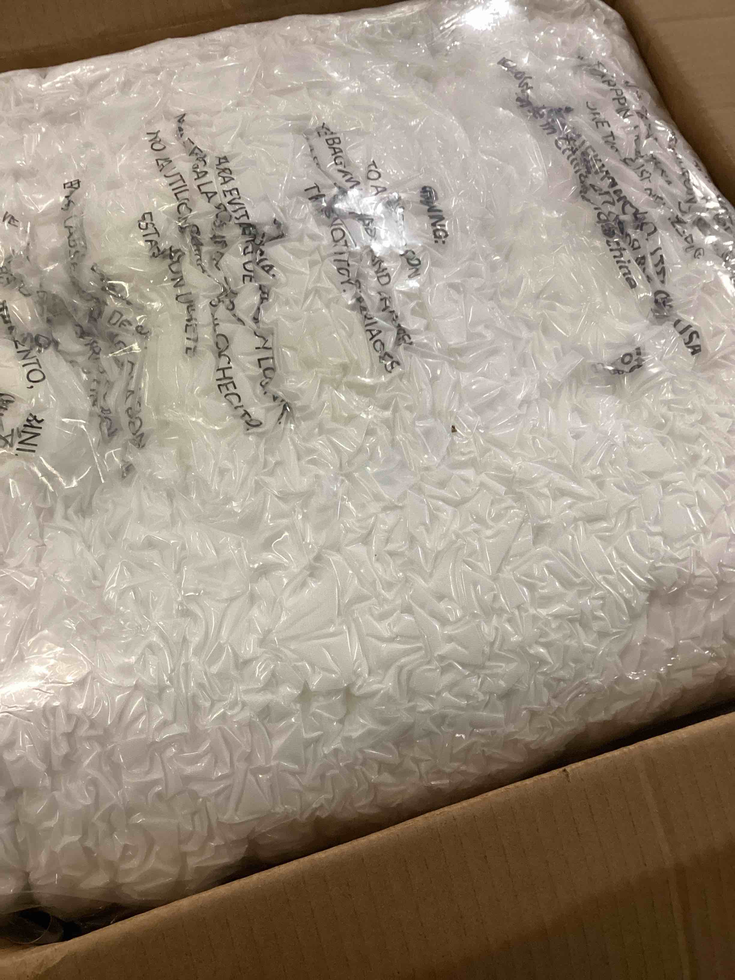 https://s3.amazonaws.com/lotting-images-prod/bidfta/RED5192059_1707940970481.jpeg
