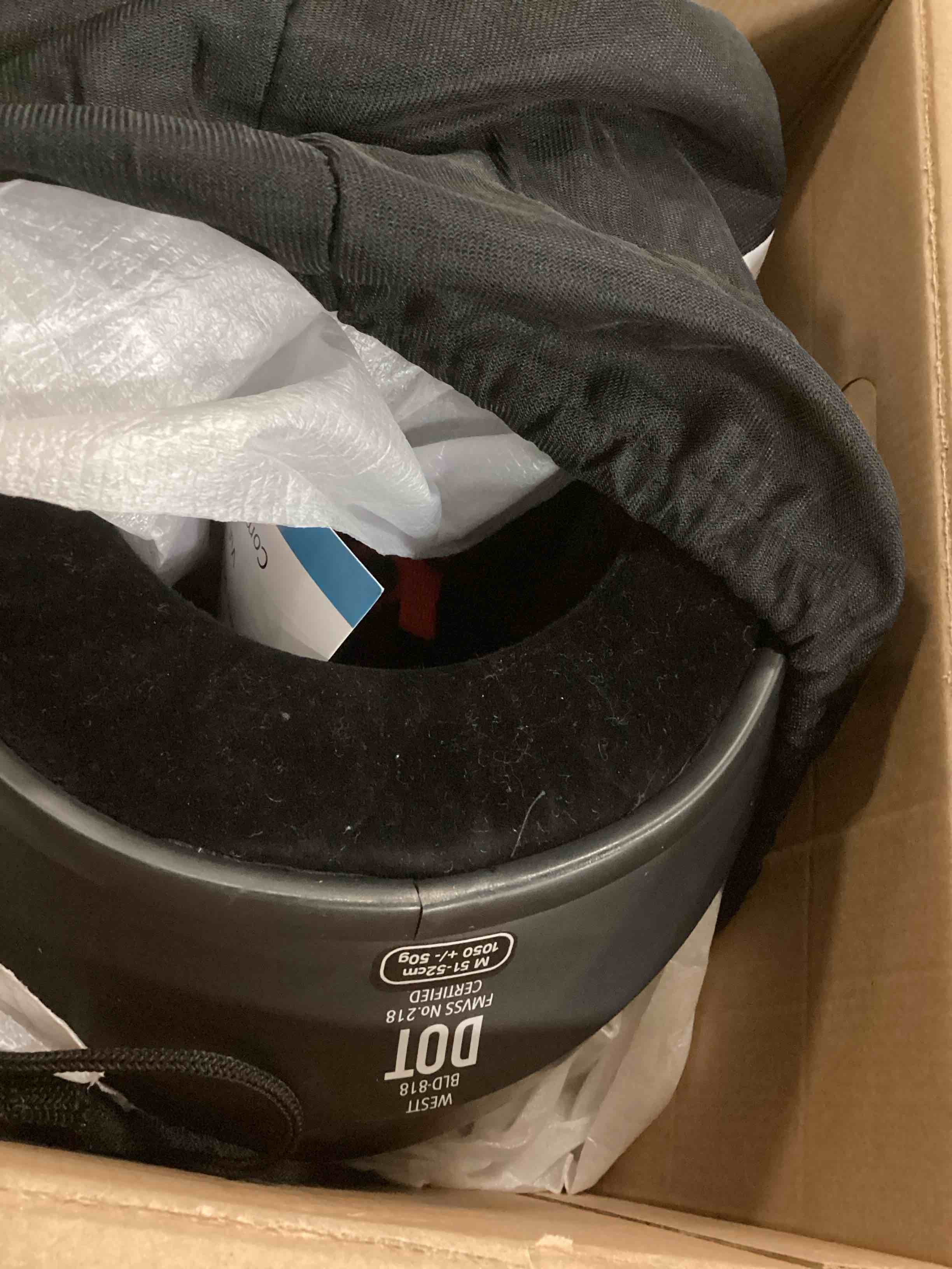 https://s3.amazonaws.com/lotting-images-prod/bidfta/RED5192061_1707941225280.jpeg