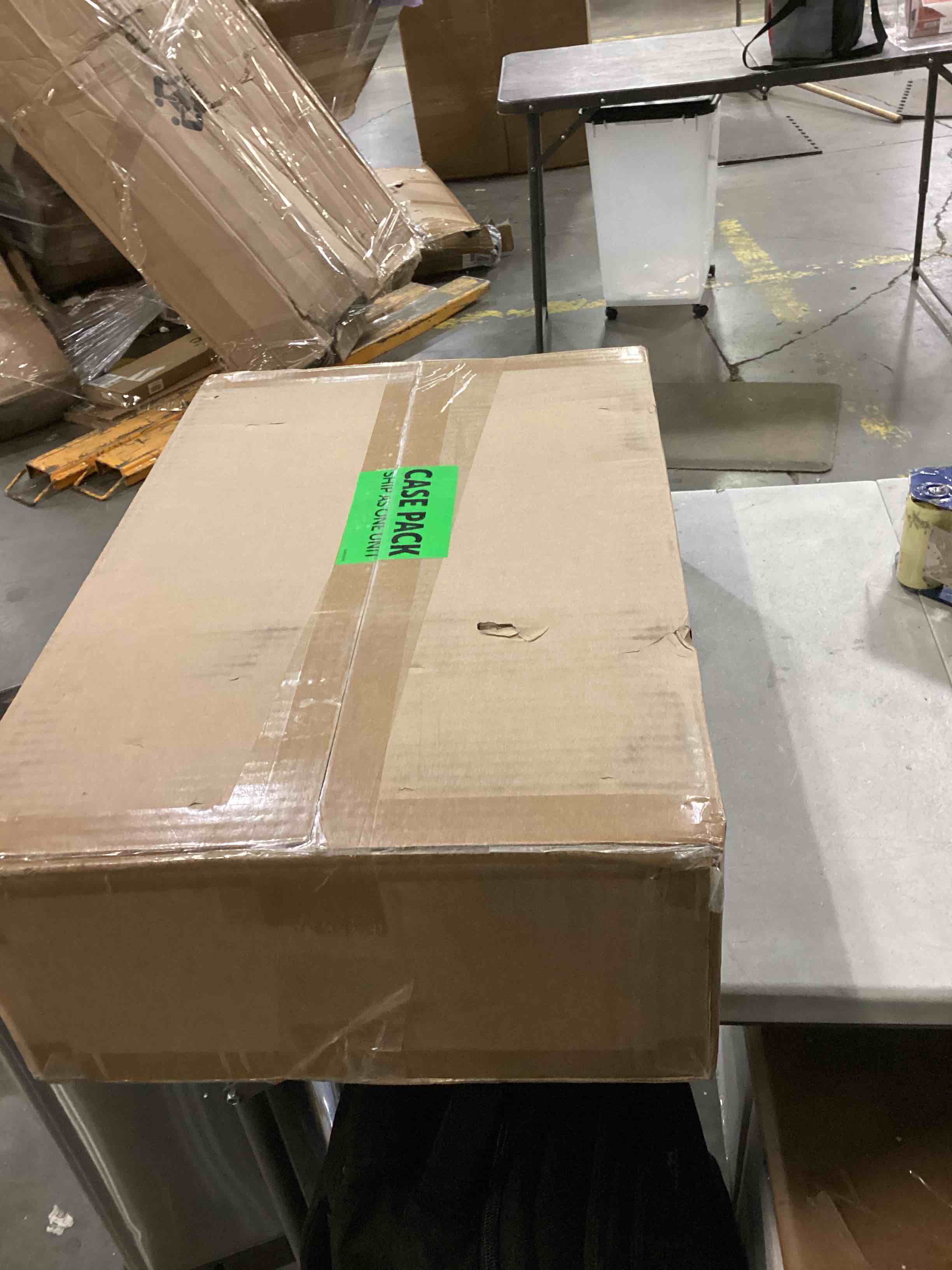 https://s3.amazonaws.com/lotting-images-prod/bidfta/RED5192354_1708704820333.jpeg