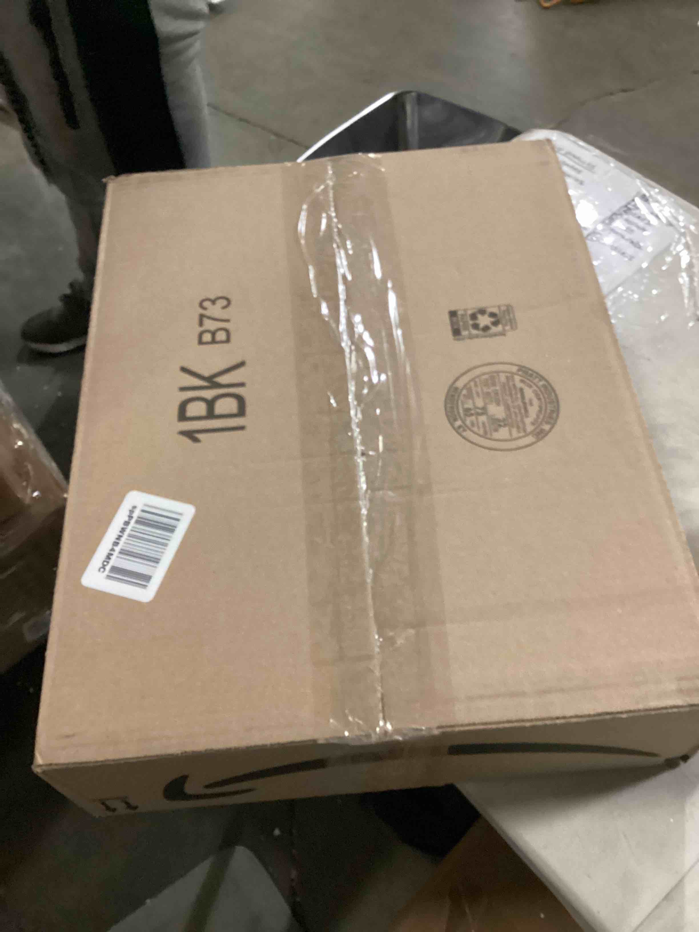 https://s3.amazonaws.com/lotting-images-prod/bidfta/RED5192363_1708711341661.jpeg