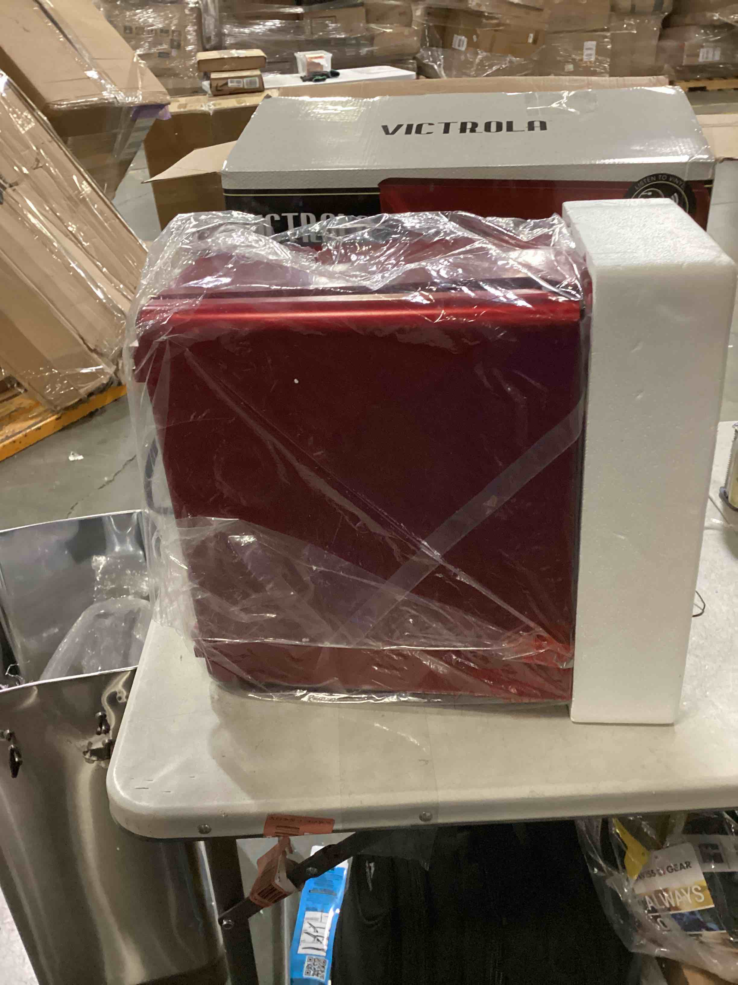 https://s3.amazonaws.com/lotting-images-prod/bidfta/RED5192367_1708712580035.jpeg