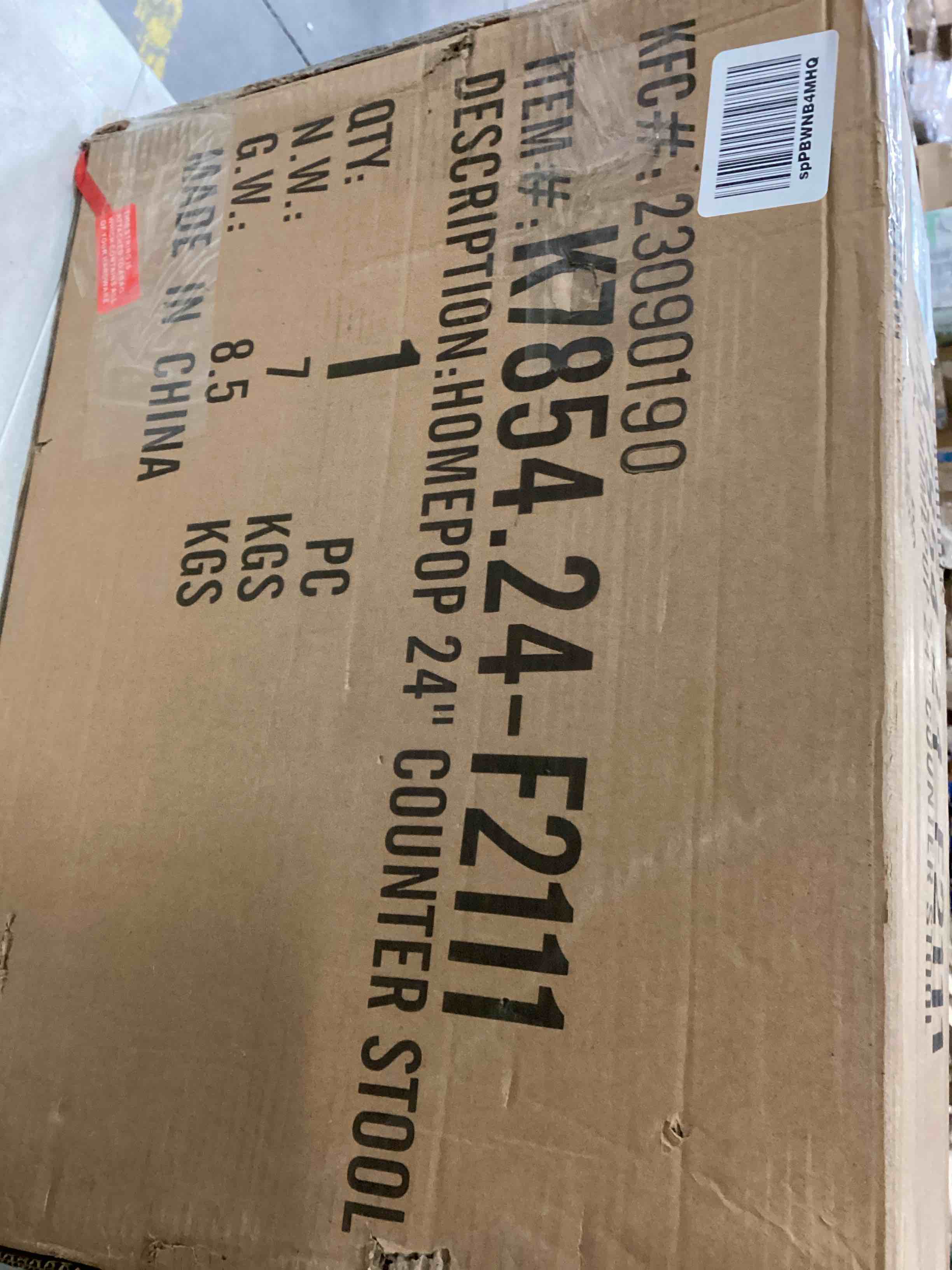 https://s3.amazonaws.com/lotting-images-prod/bidfta/RED5192393_1709040299629.jpeg