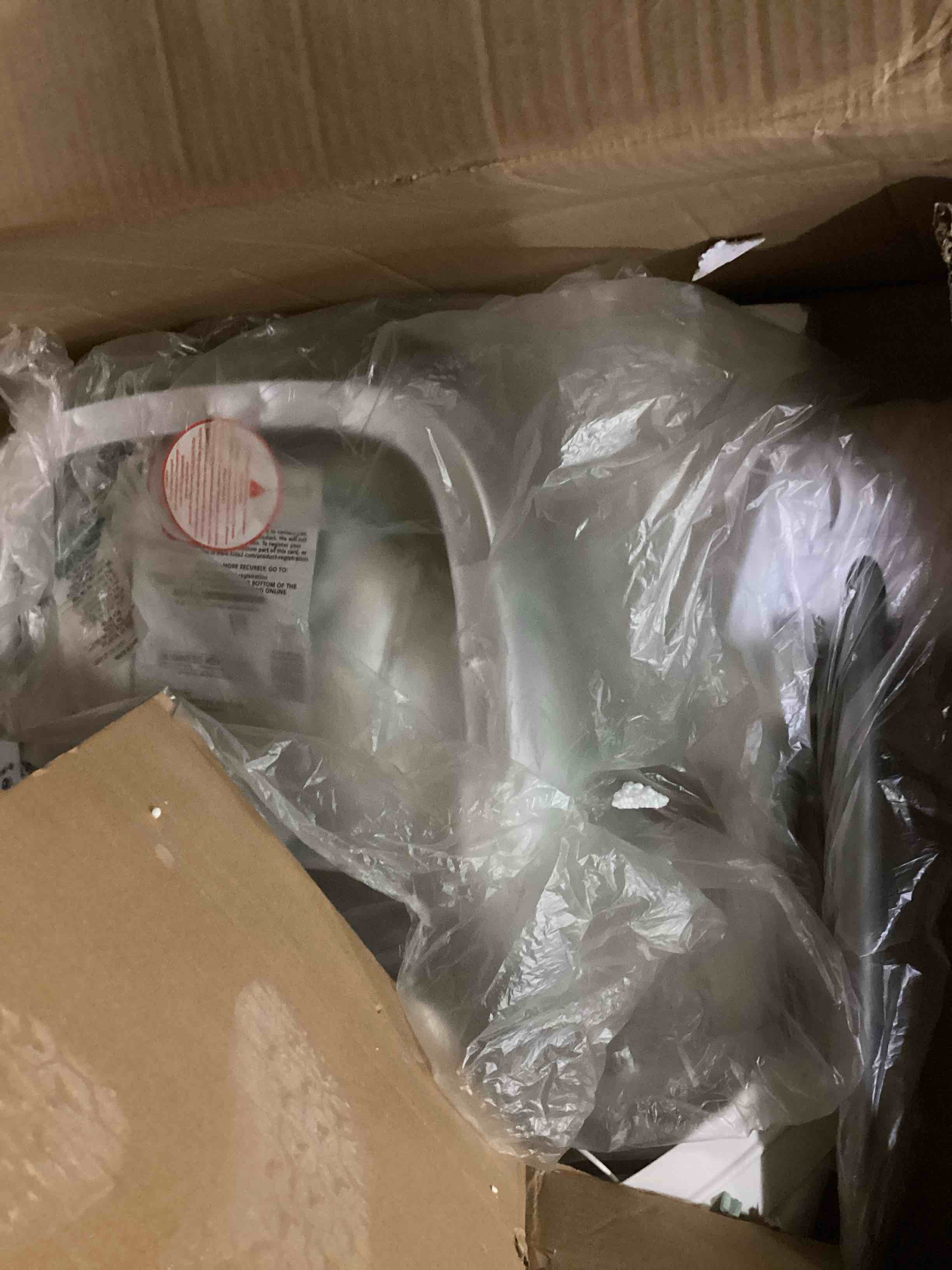 https://s3.amazonaws.com/lotting-images-prod/bidfta/RED5193133_1710513518605.jpeg