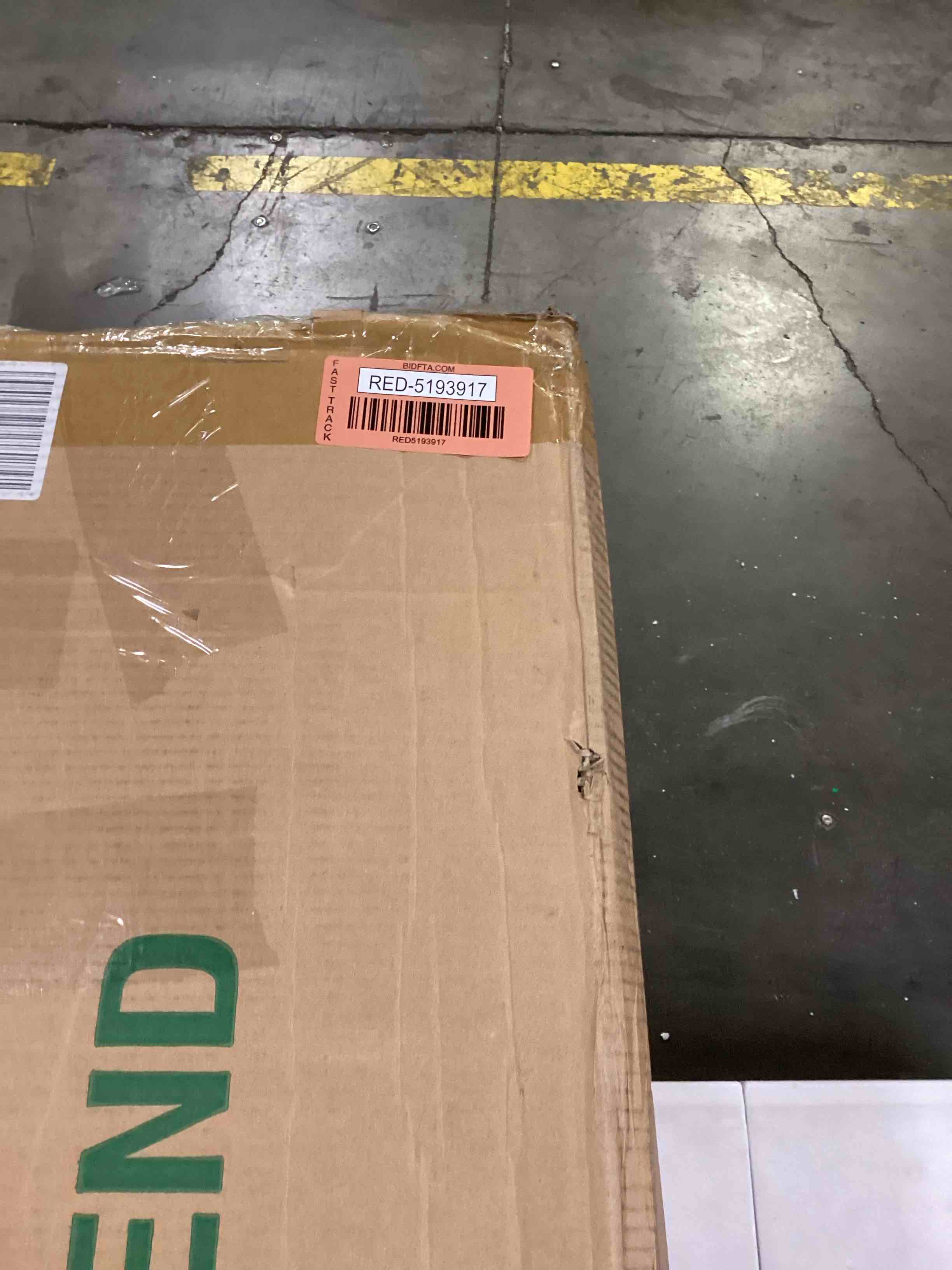 https://s3.amazonaws.com/lotting-images-prod/bidfta/RED5193917_1707315268308.jpeg