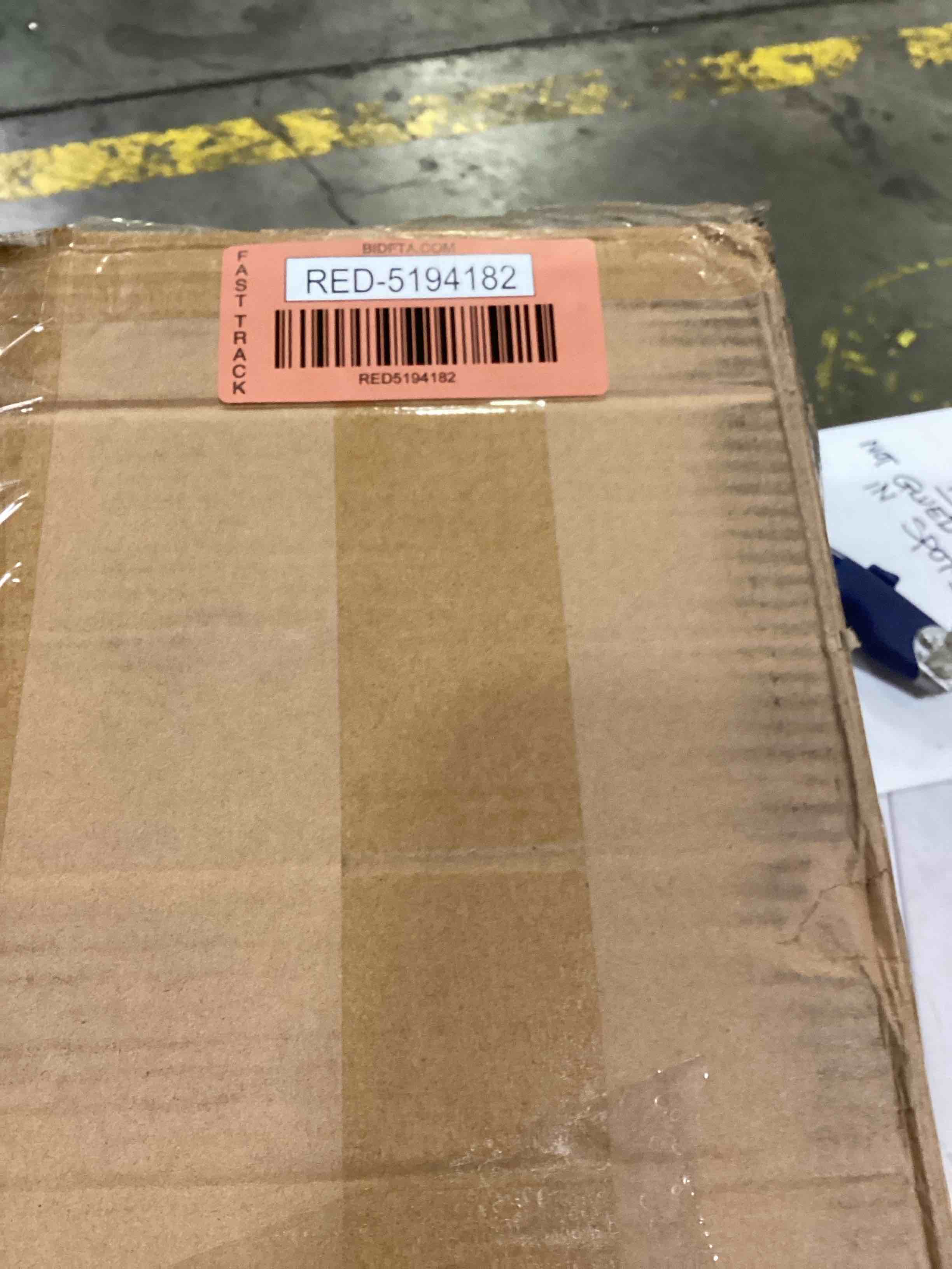 https://s3.amazonaws.com/lotting-images-prod/bidfta/RED5194182_1707940477282.jpeg