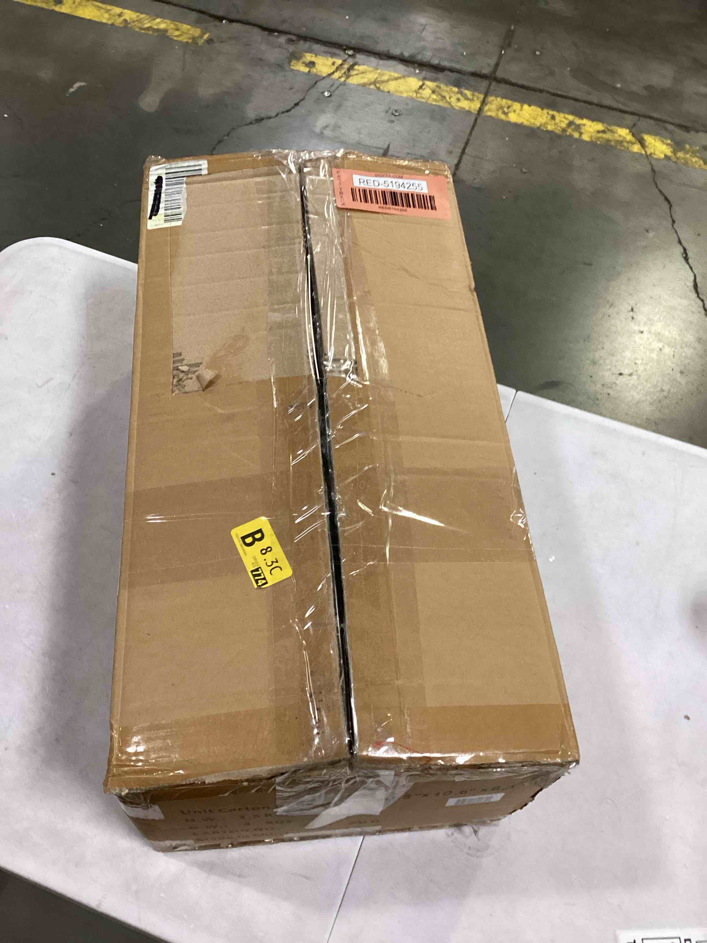 https://s3.amazonaws.com/lotting-images-prod/bidfta/RED5194255_1708020215819.jpeg