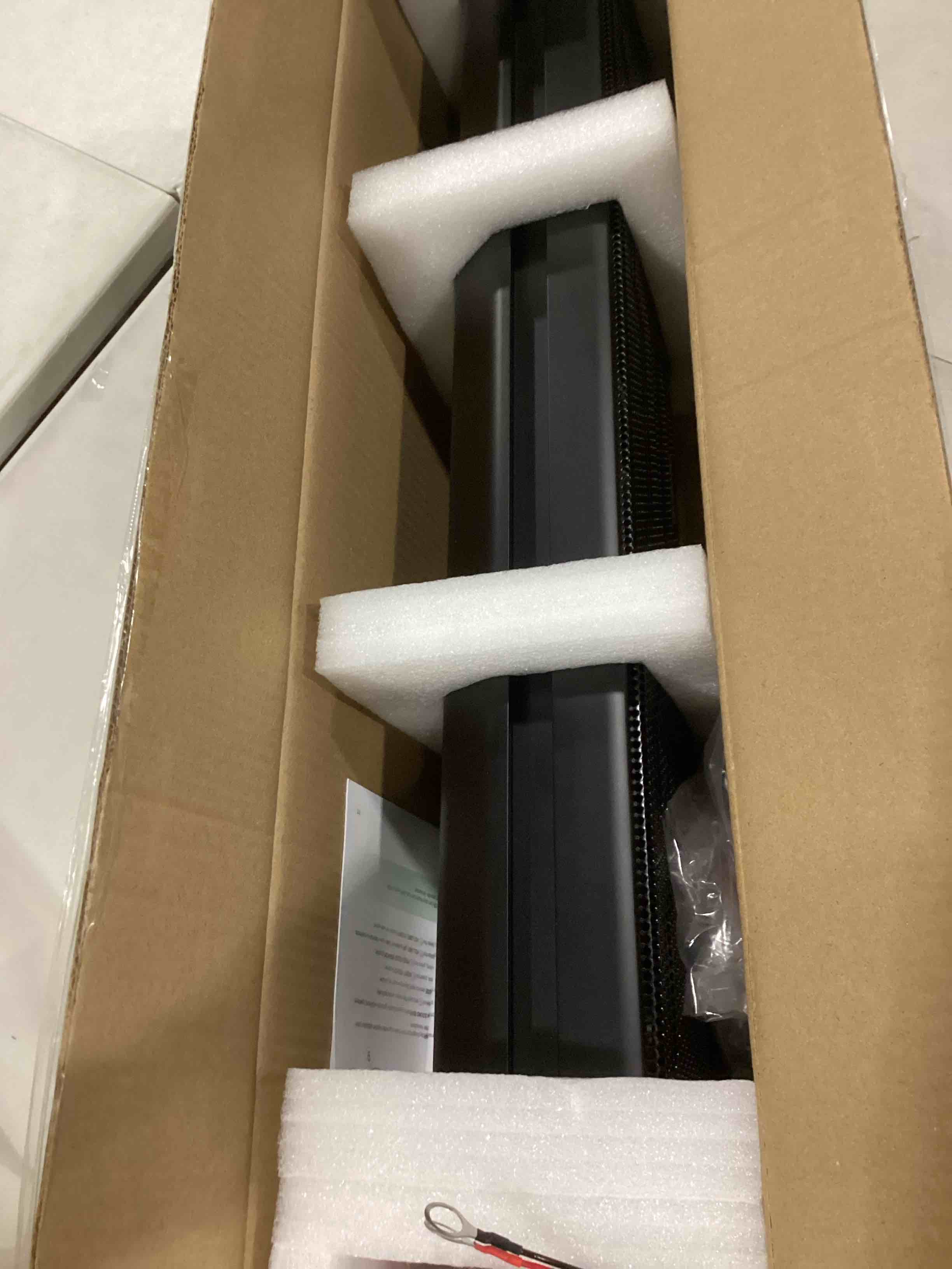 https://s3.amazonaws.com/lotting-images-prod/bidfta/RED5194596_1709641557916.jpeg