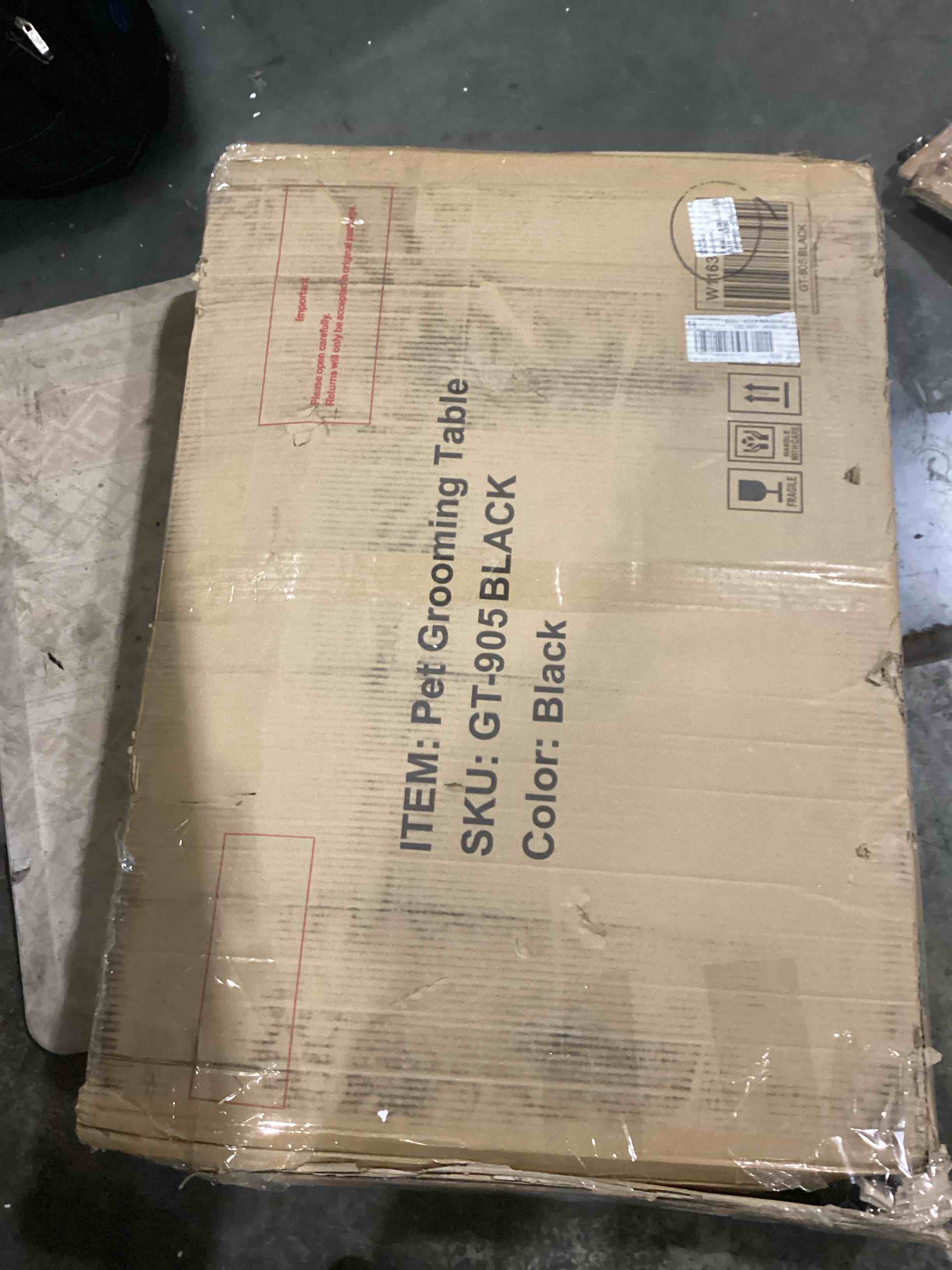 https://s3.amazonaws.com/lotting-images-prod/bidfta/RED5194608_1709645009693.jpeg