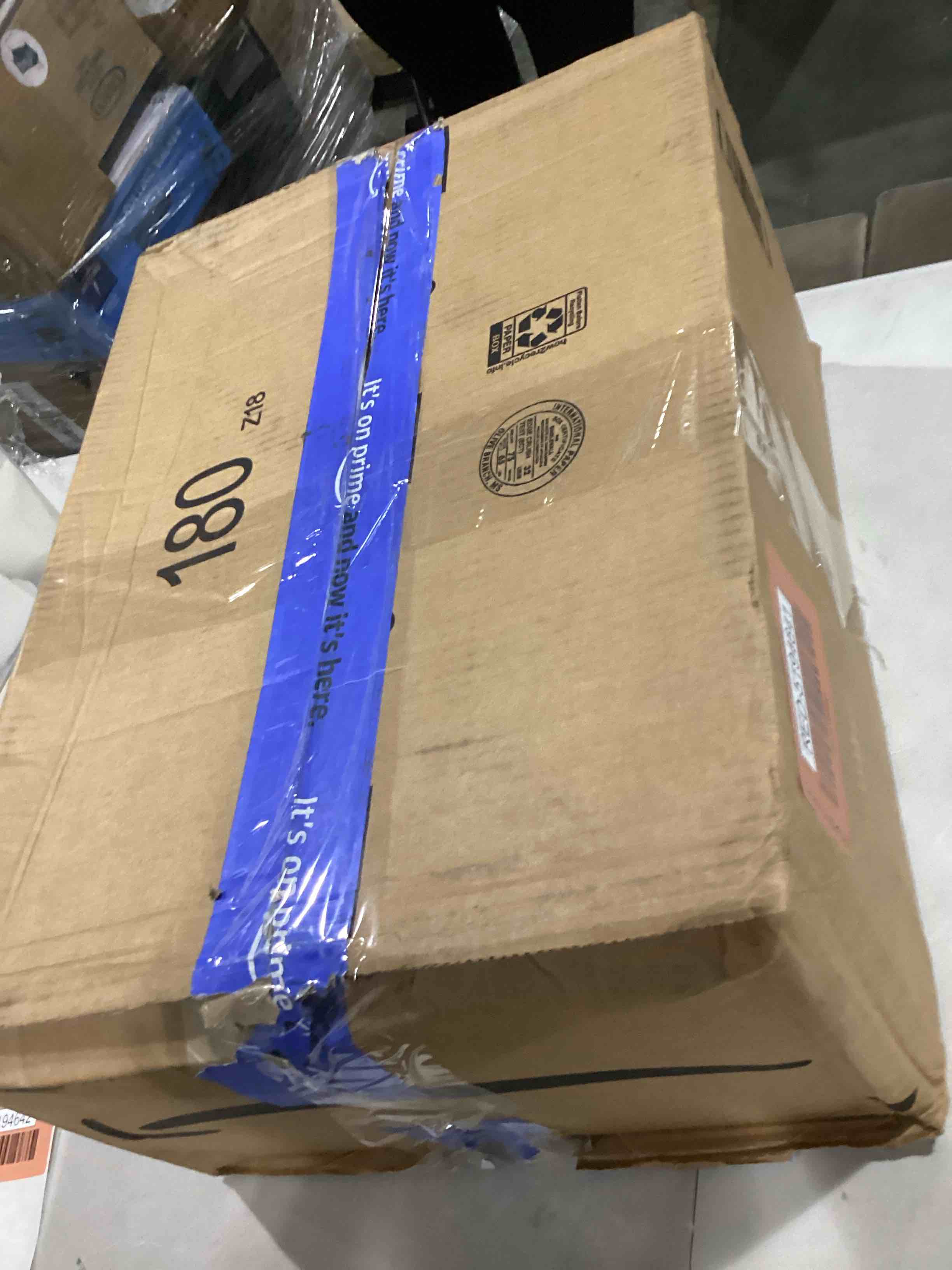 https://s3.amazonaws.com/lotting-images-prod/bidfta/RED5194641_1709655003163.jpeg