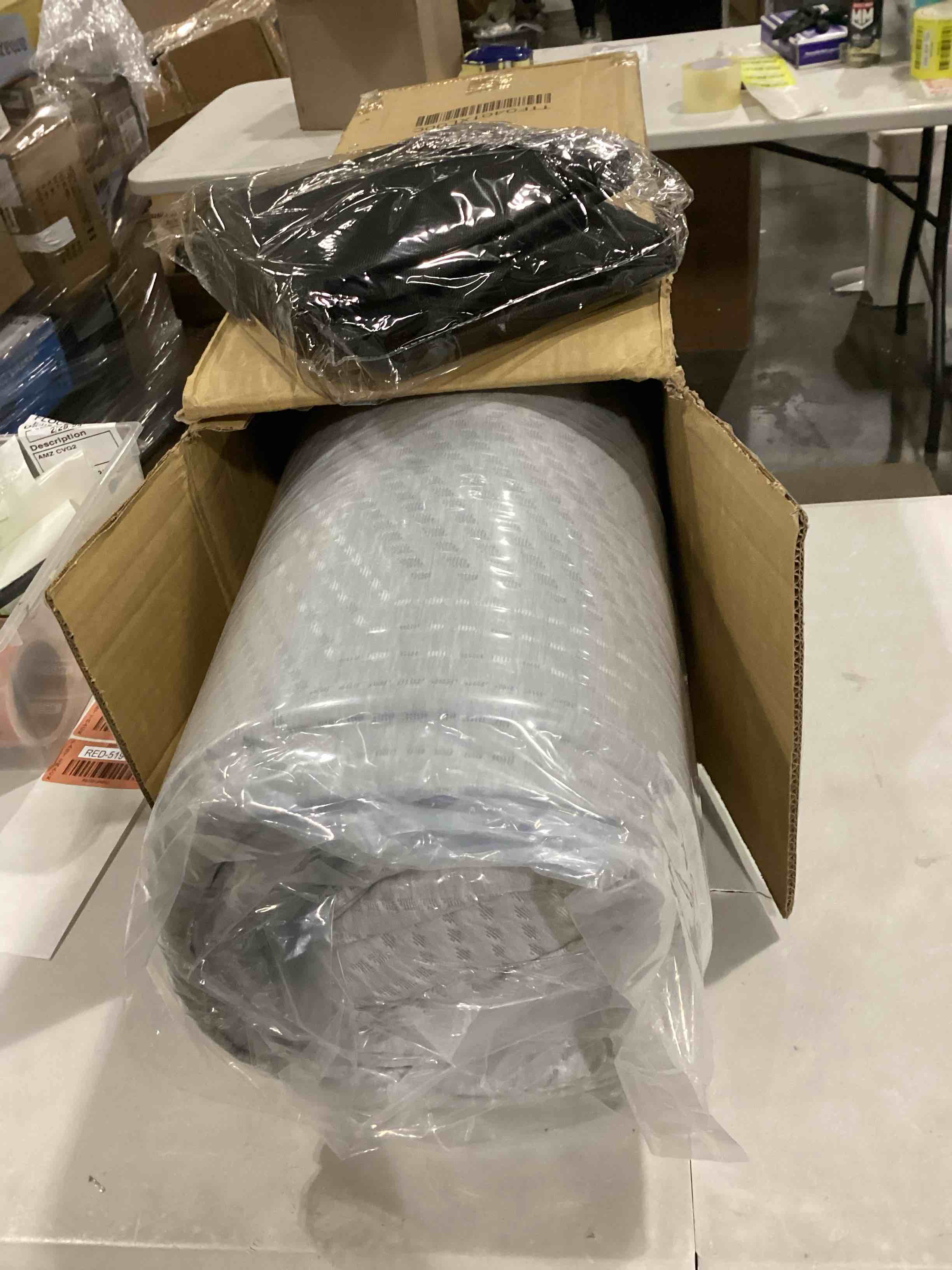 https://s3.amazonaws.com/lotting-images-prod/bidfta/RED5194662_1709662002245.jpeg