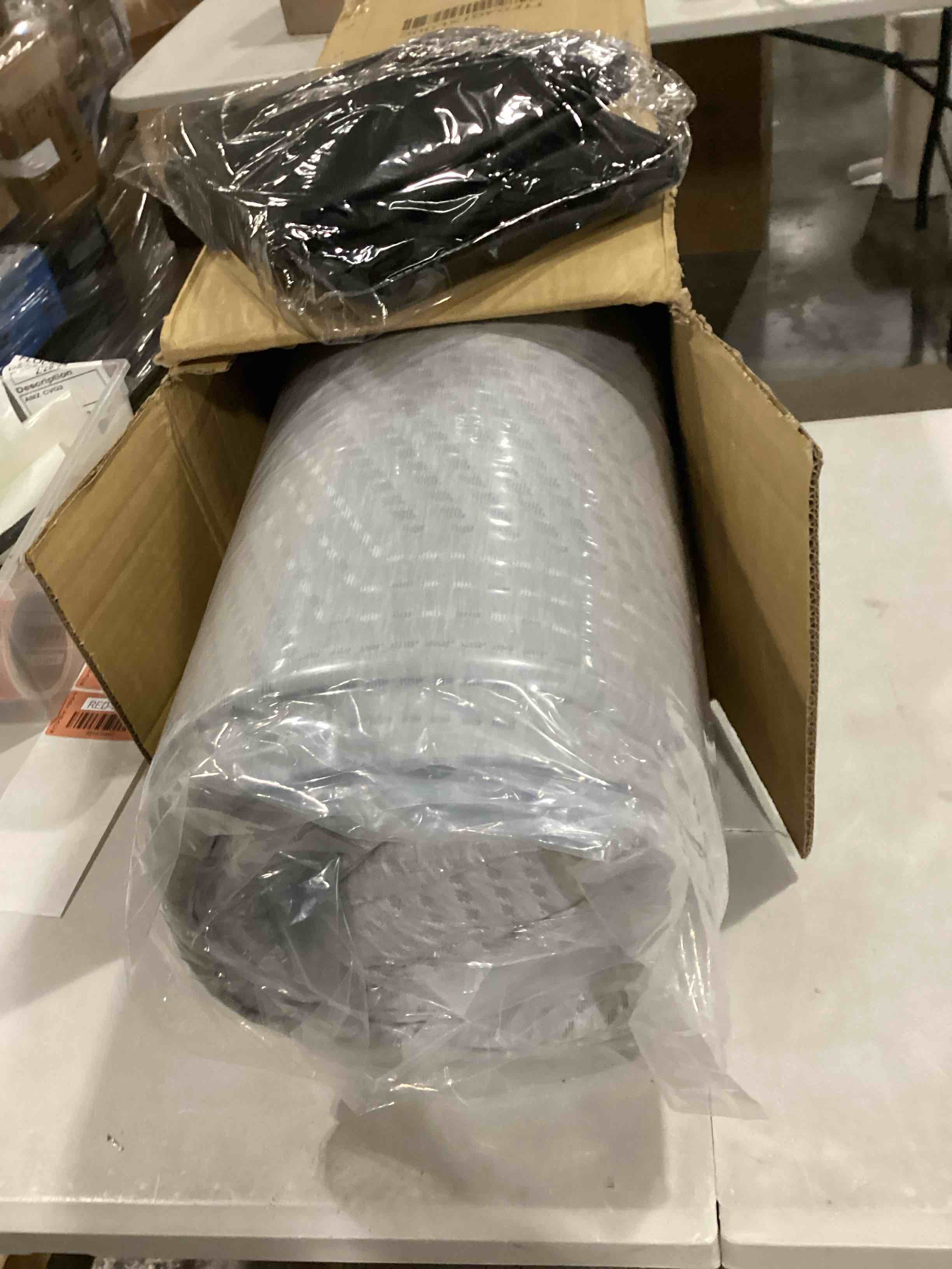 https://s3.amazonaws.com/lotting-images-prod/bidfta/RED5194662_1709662003713.jpeg