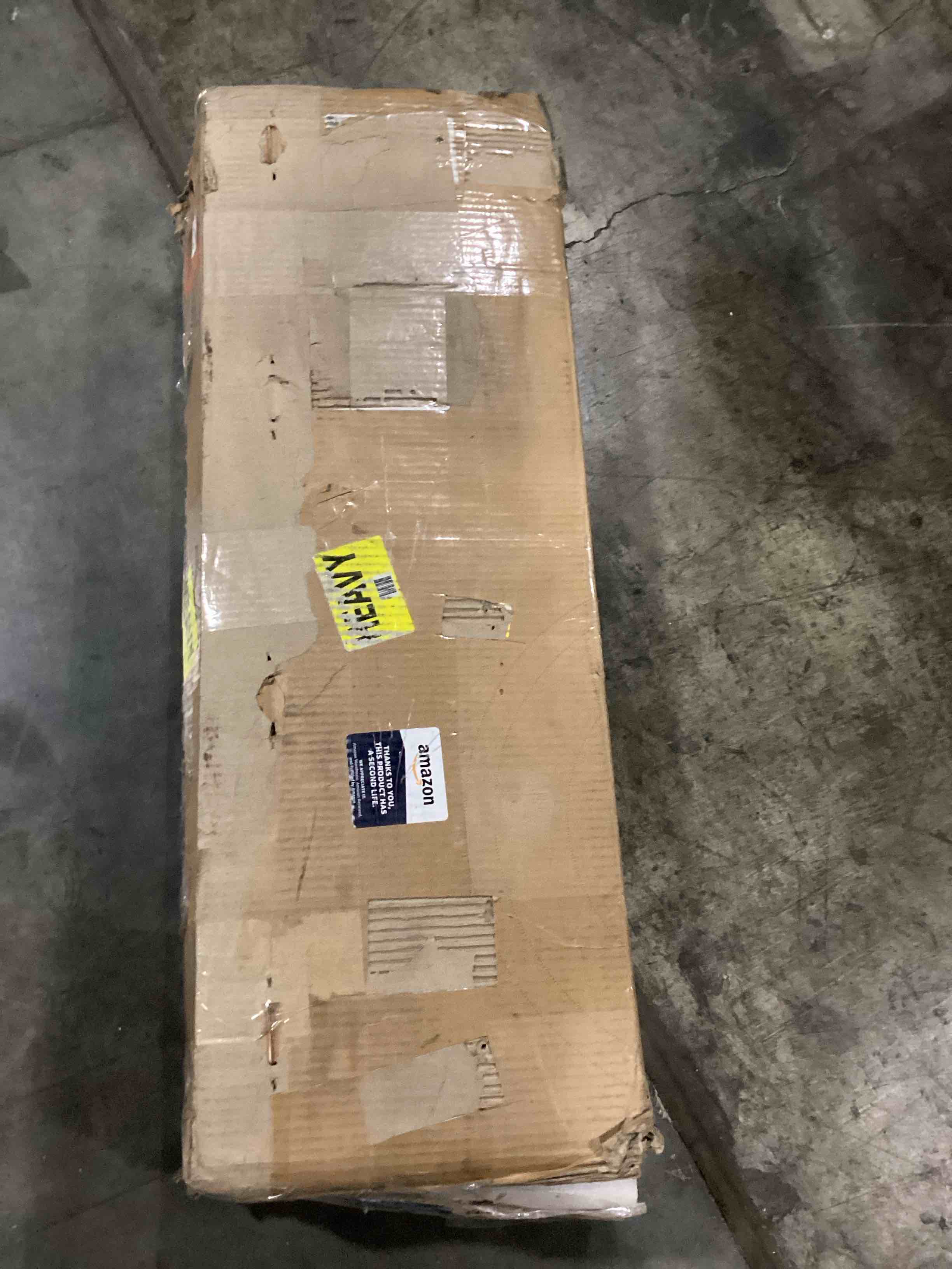 https://s3.amazonaws.com/lotting-images-prod/bidfta/RED5194732_1709736711926.jpeg