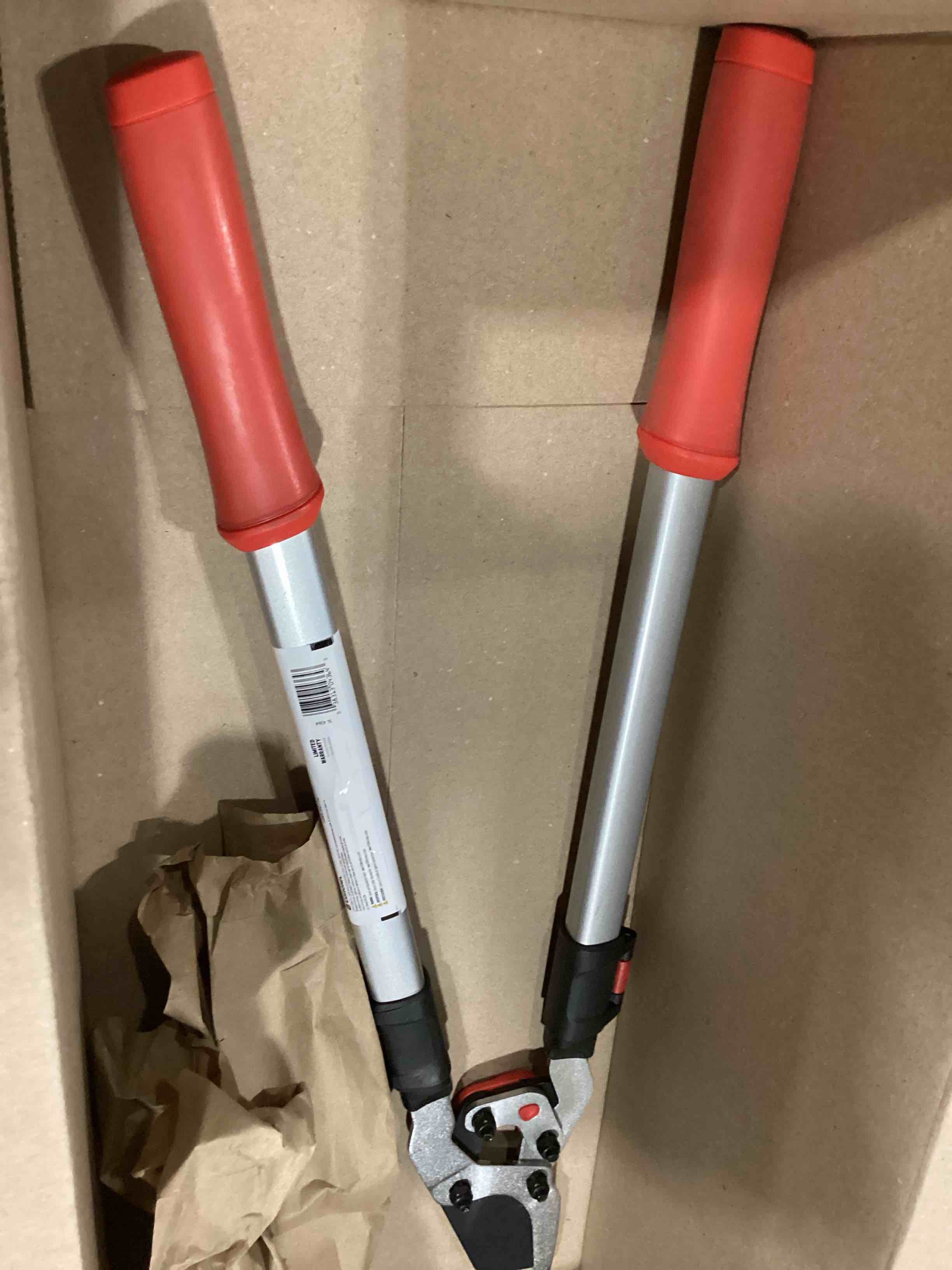 https://s3.amazonaws.com/lotting-images-prod/bidfta/RED5194735_1709738717579.jpeg