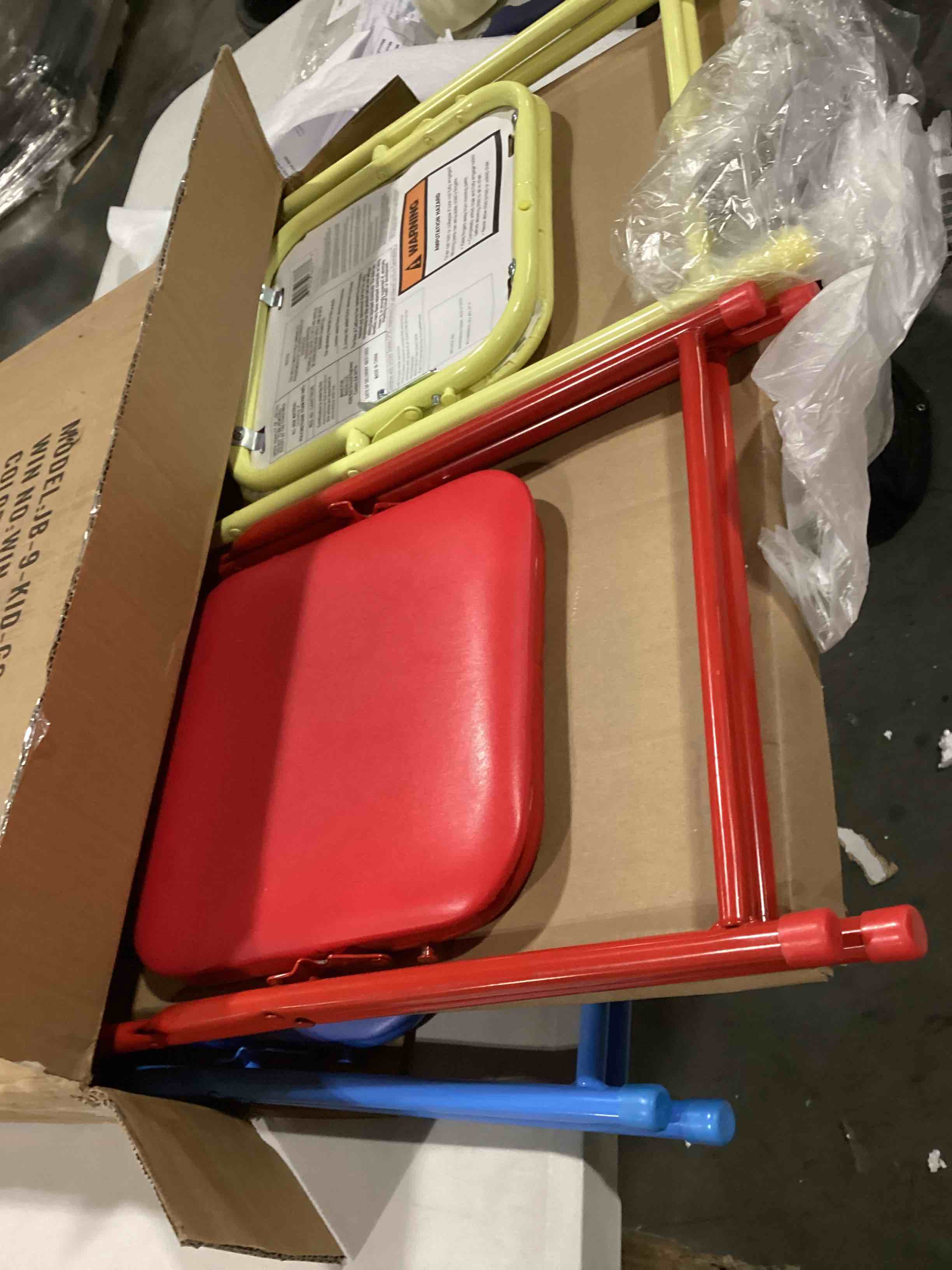 https://s3.amazonaws.com/lotting-images-prod/bidfta/RED5194925_1709909171291.jpeg