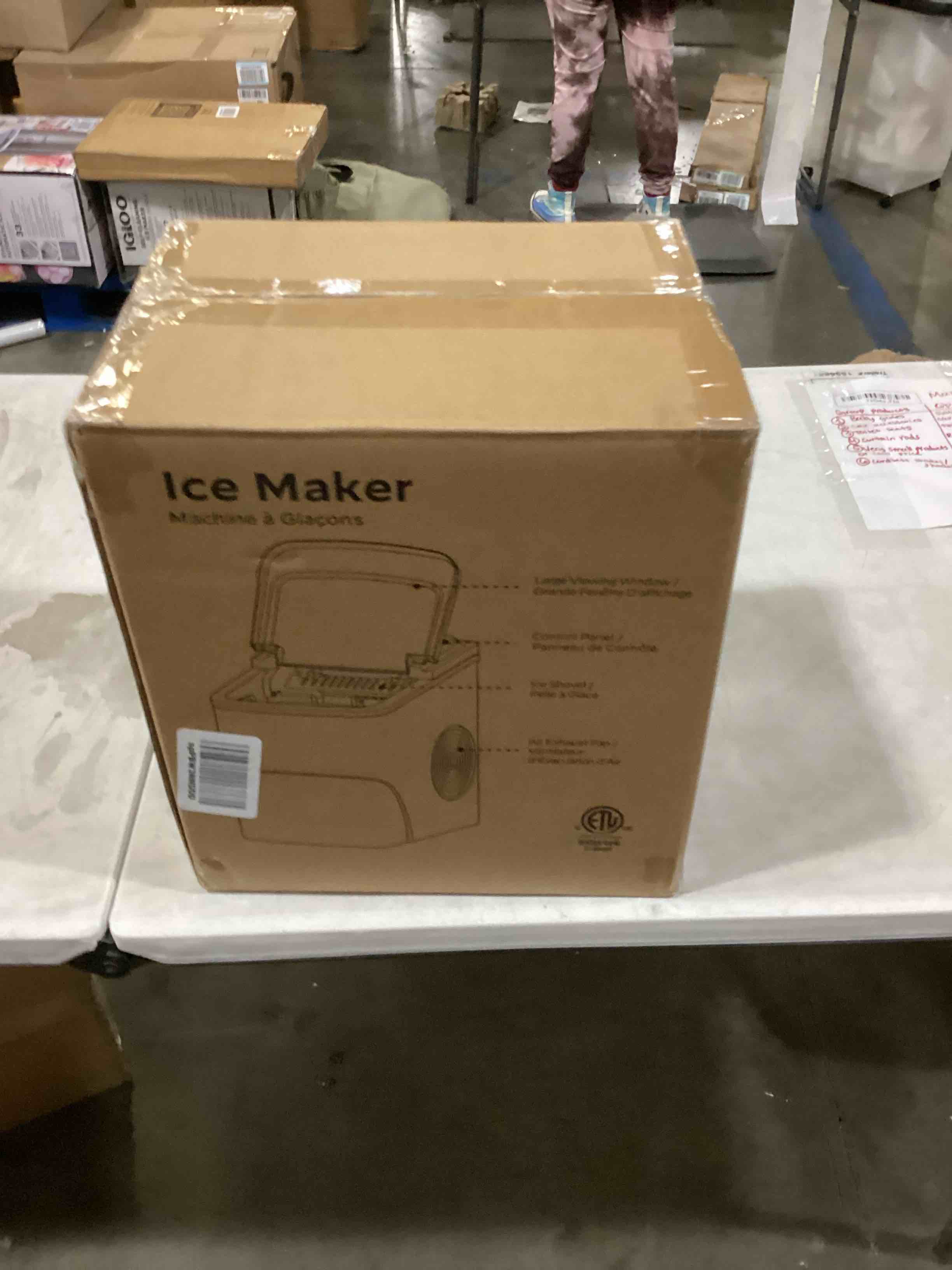 https://s3.amazonaws.com/lotting-images-prod/bidfta/RED5195228_1707237256584.jpeg