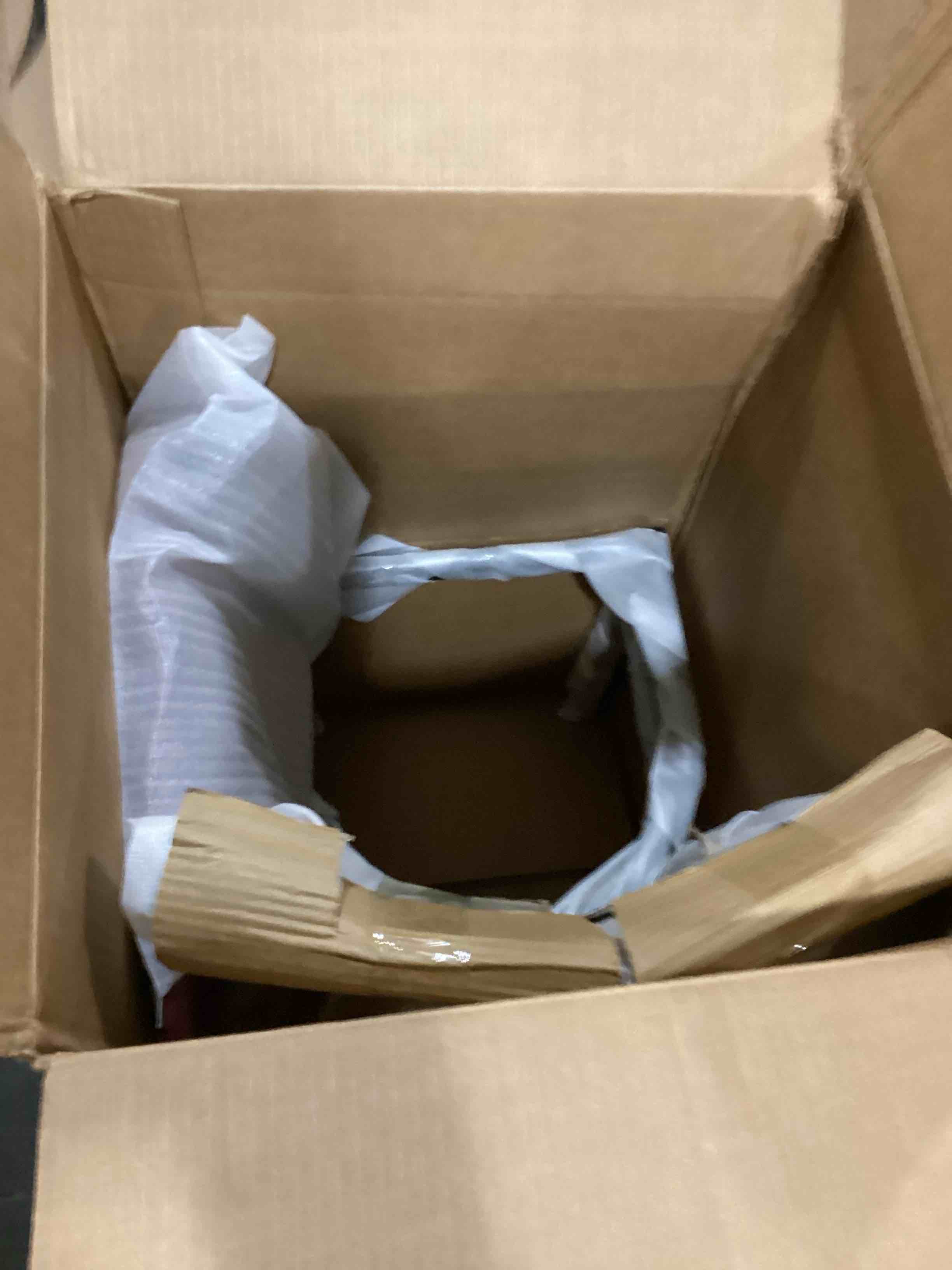 https://s3.amazonaws.com/lotting-images-prod/bidfta/RED5195272_1707248966524.jpeg