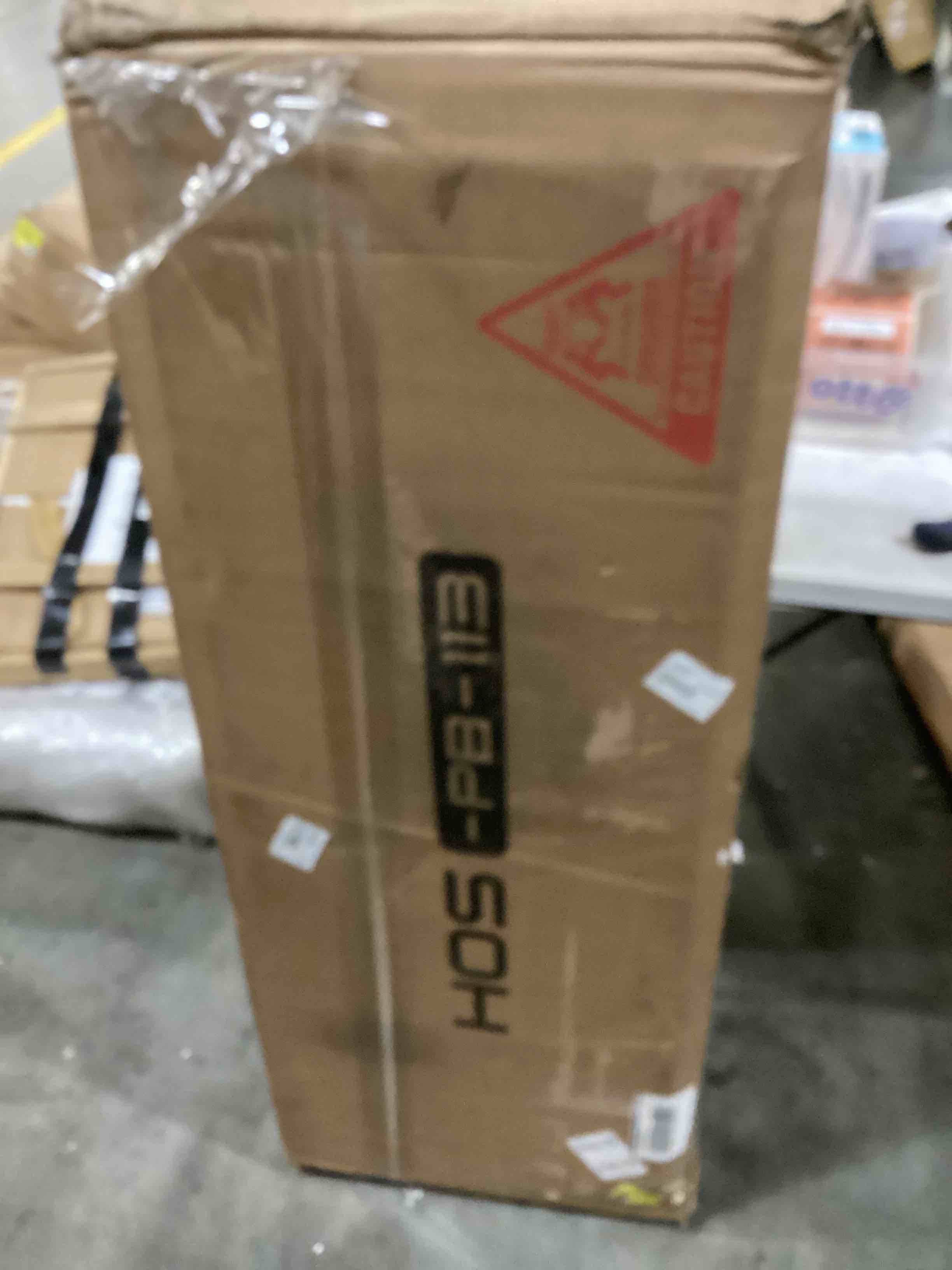 https://s3.amazonaws.com/lotting-images-prod/bidfta/RED5195624_1707754333280.jpeg