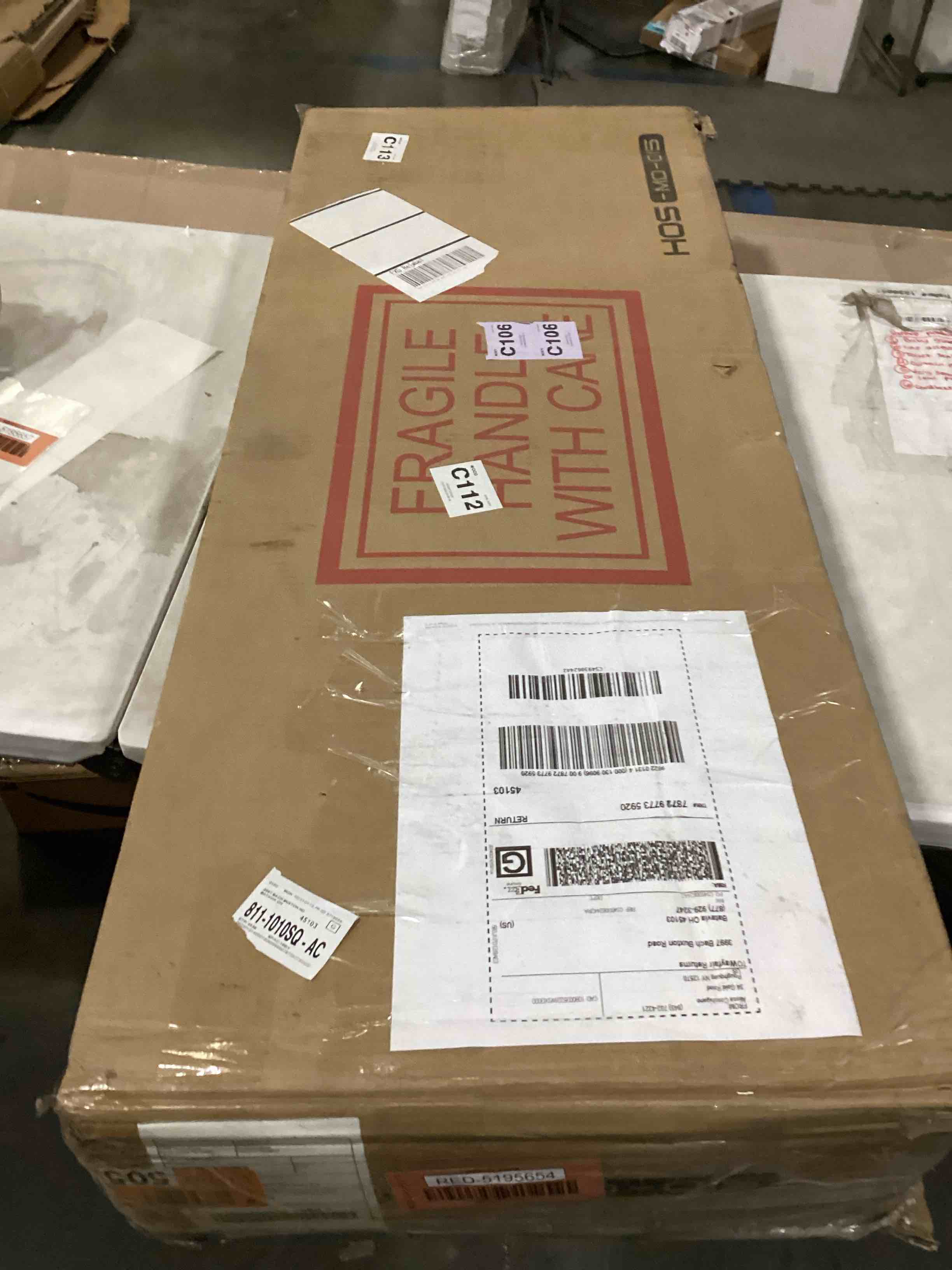 https://s3.amazonaws.com/lotting-images-prod/bidfta/RED5195654_1707826661666.jpeg