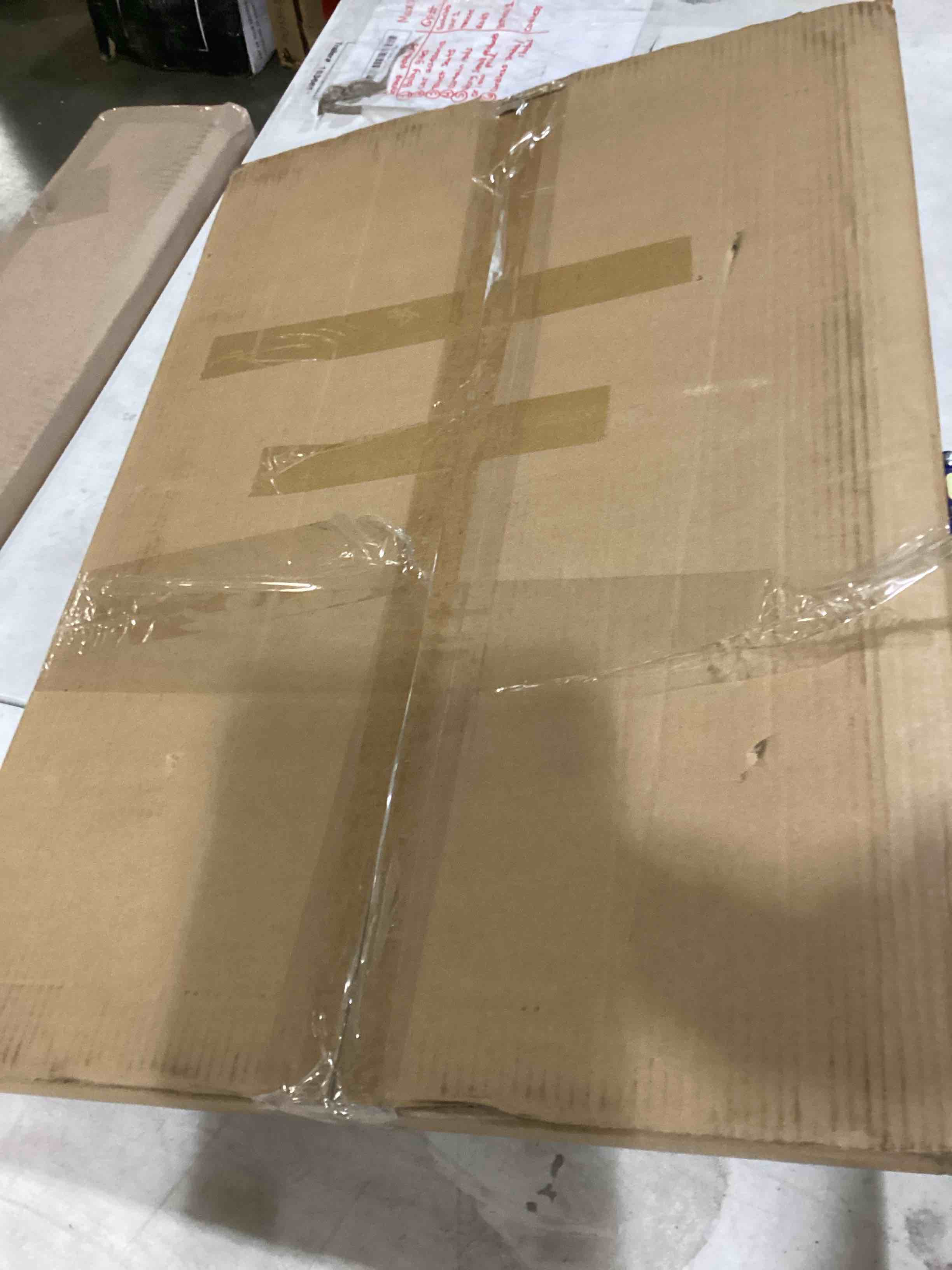 https://s3.amazonaws.com/lotting-images-prod/bidfta/RED5195788_1708010378723.jpeg