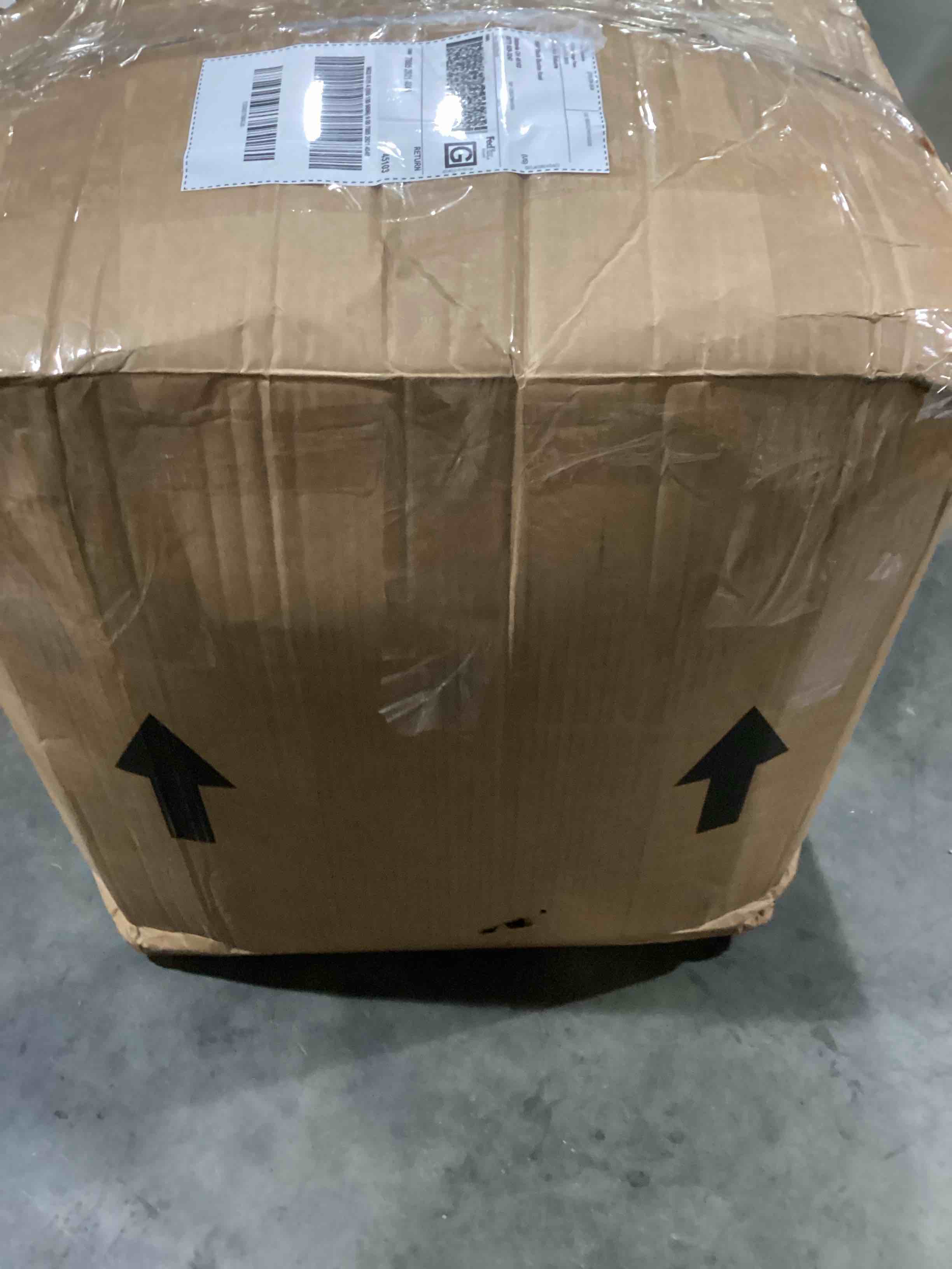https://s3.amazonaws.com/lotting-images-prod/bidfta/RED5196607_1708434663304.jpeg