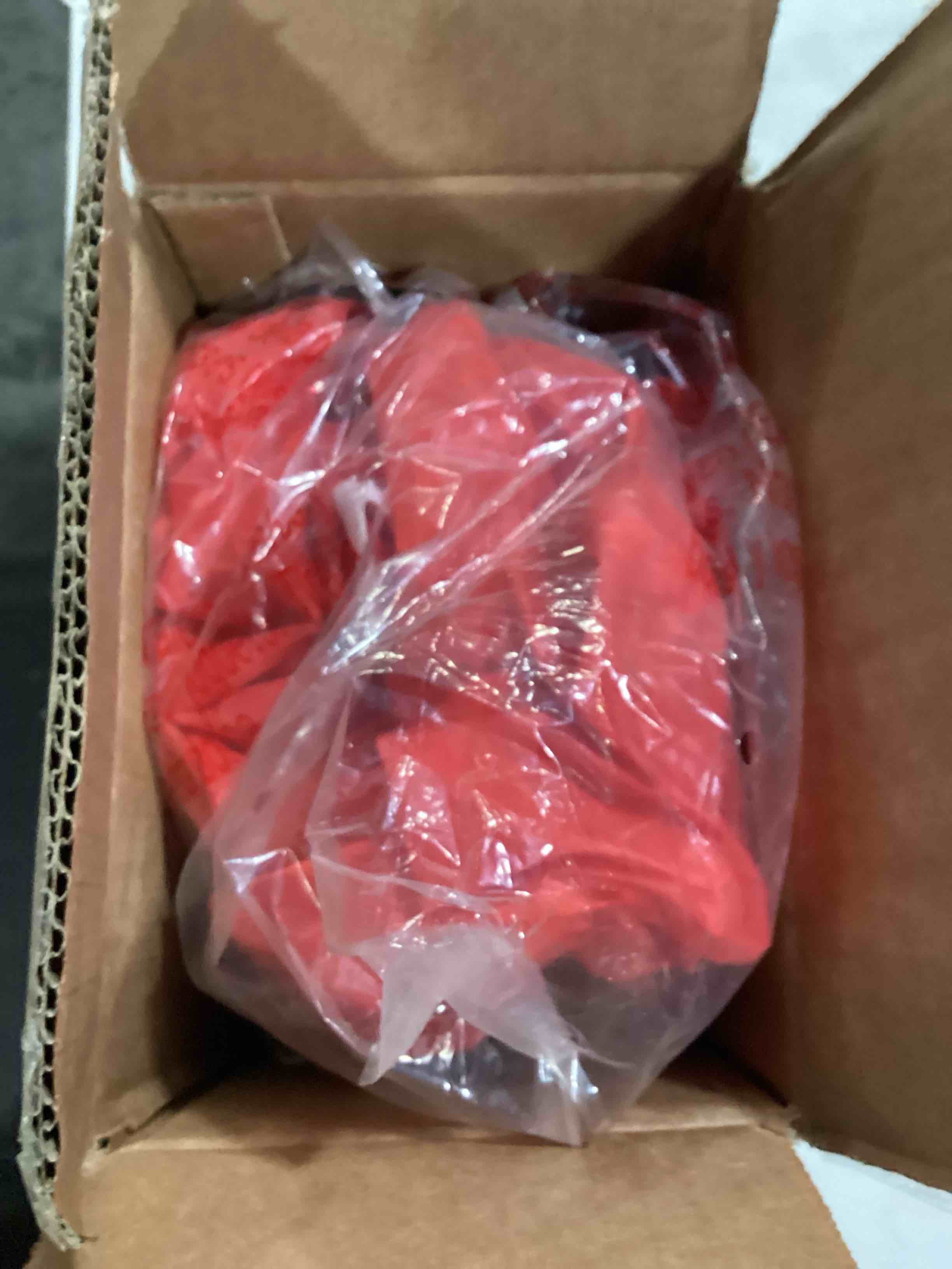 https://s3.amazonaws.com/lotting-images-prod/bidfta/RED5196644_1708445550906.jpeg