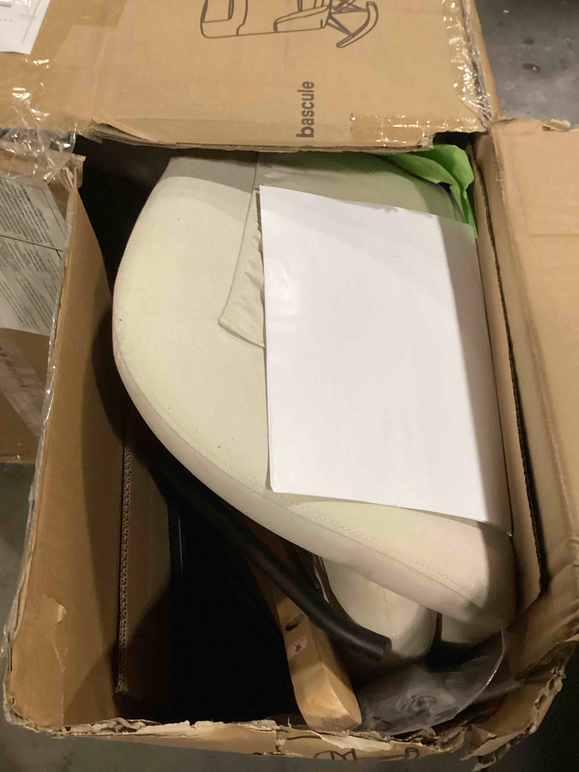 https://s3.amazonaws.com/lotting-images-prod/bidfta/RED5196646_1708446053293.jpeg